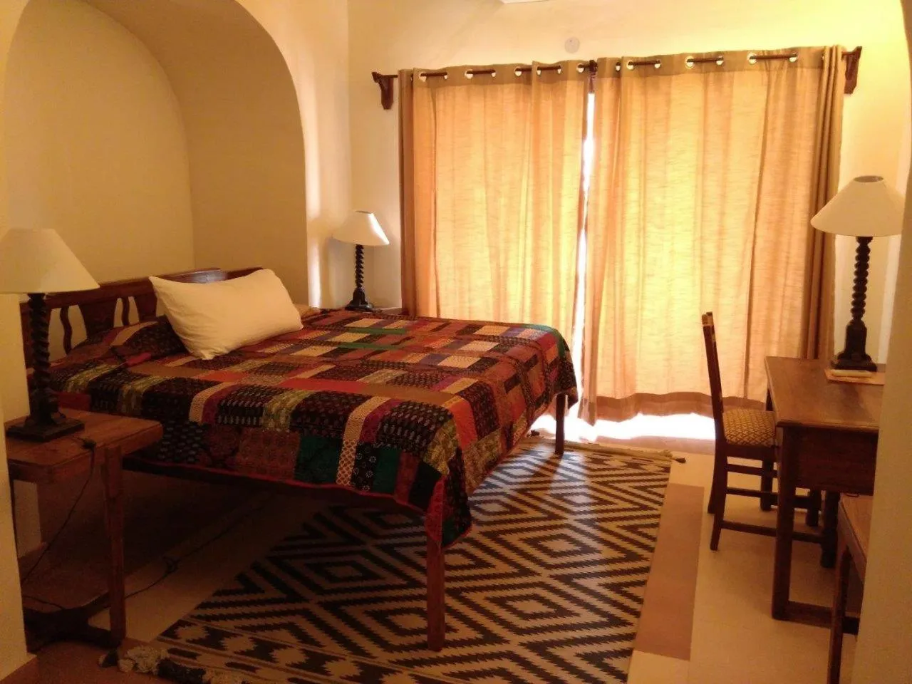 Bedroom, Bed in Neemrana's - Tijara Fort Palace