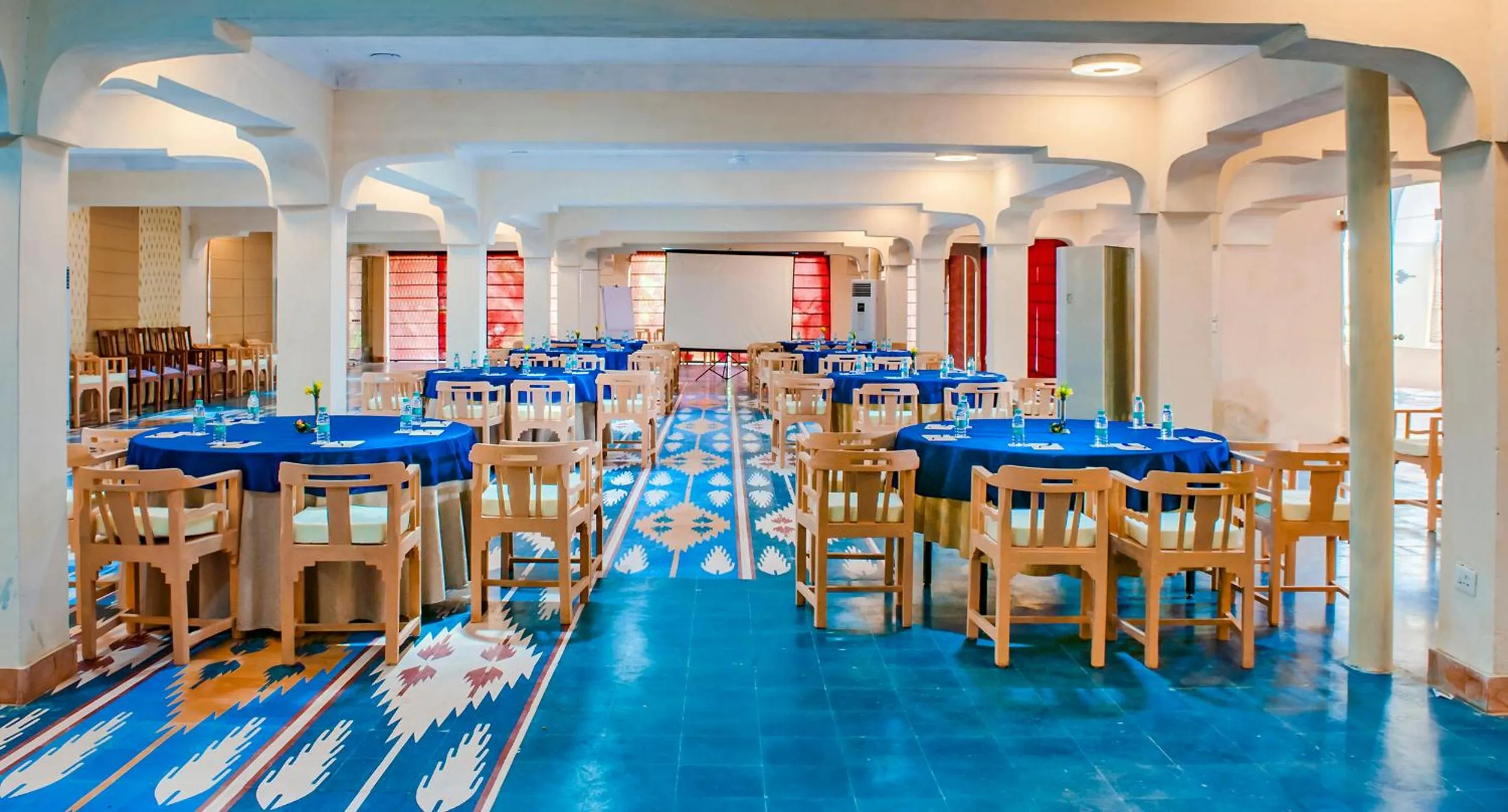 Restaurant/places to eat in Neemrana's - Tijara Fort Palace