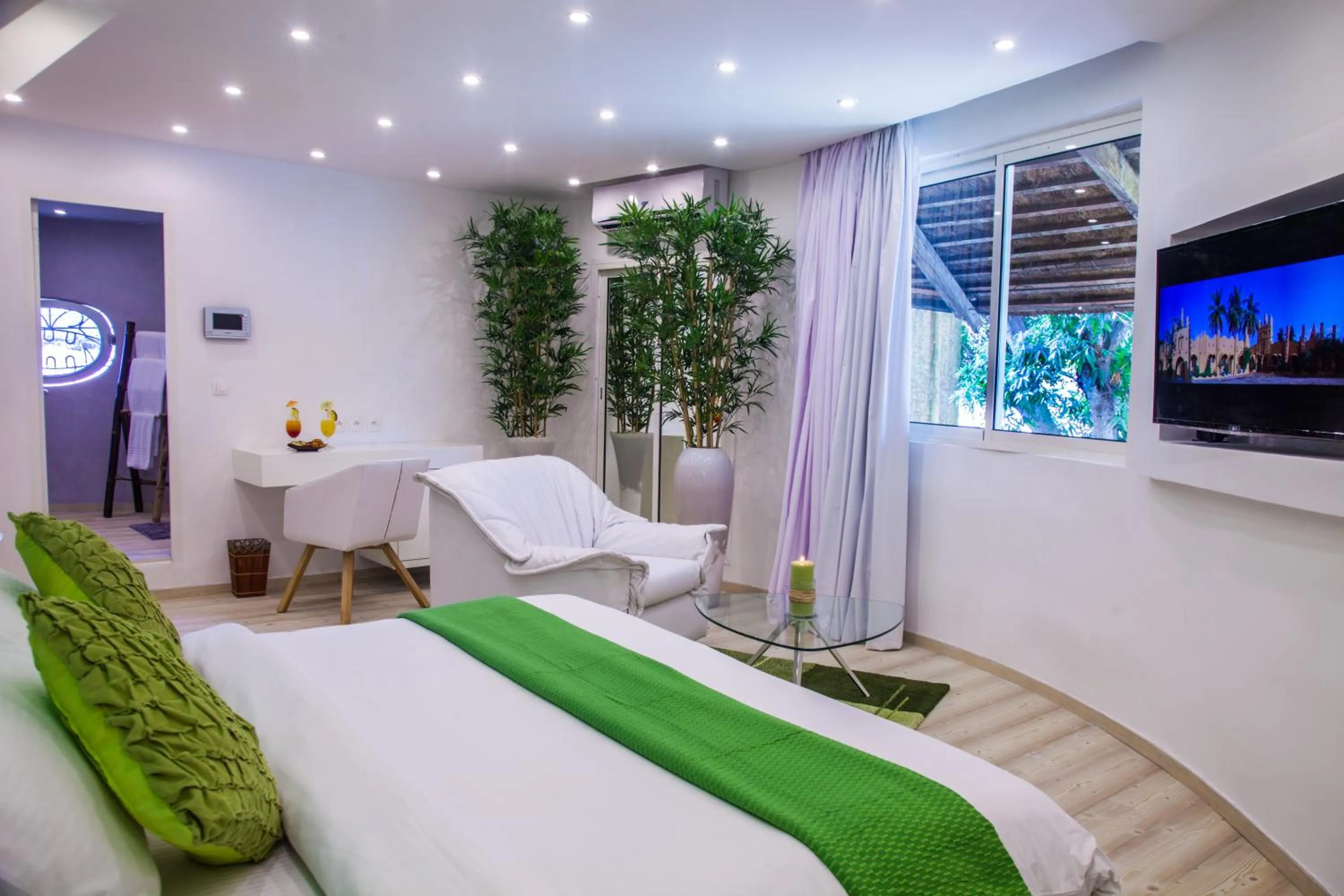 Photo of the whole room in Le Wafou