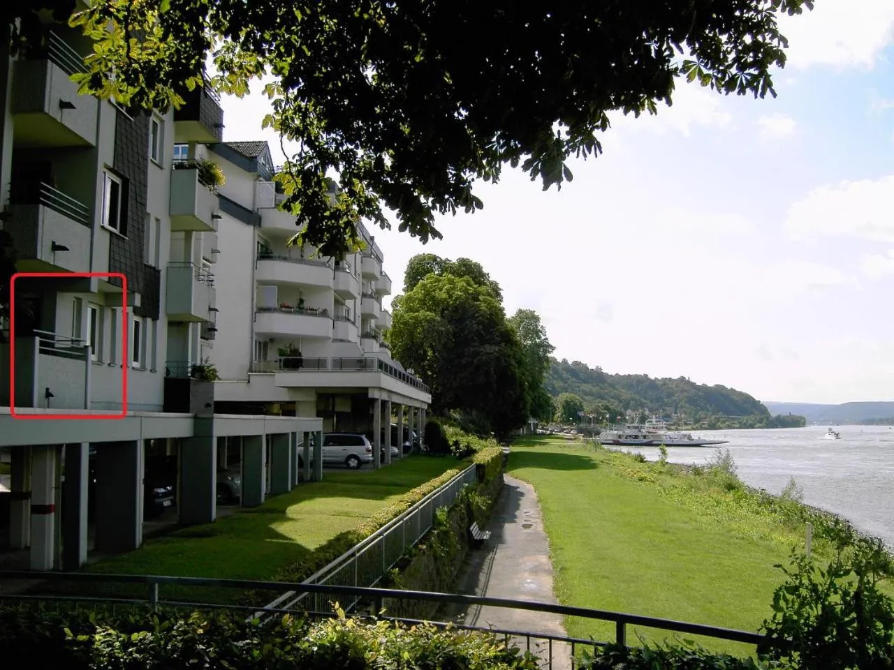 RheinDesign River Promenade
