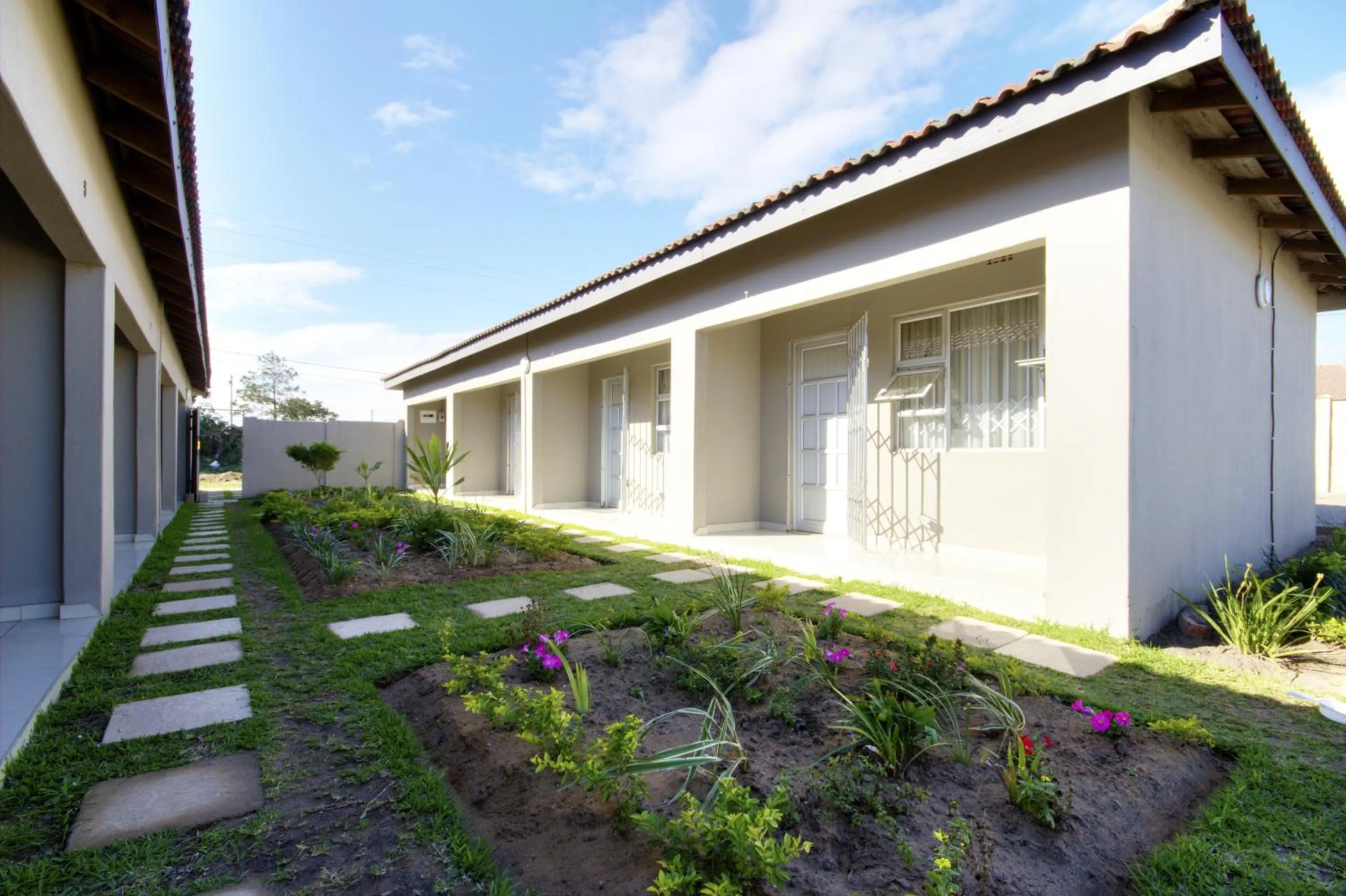 Property building in Minilitha Lodge