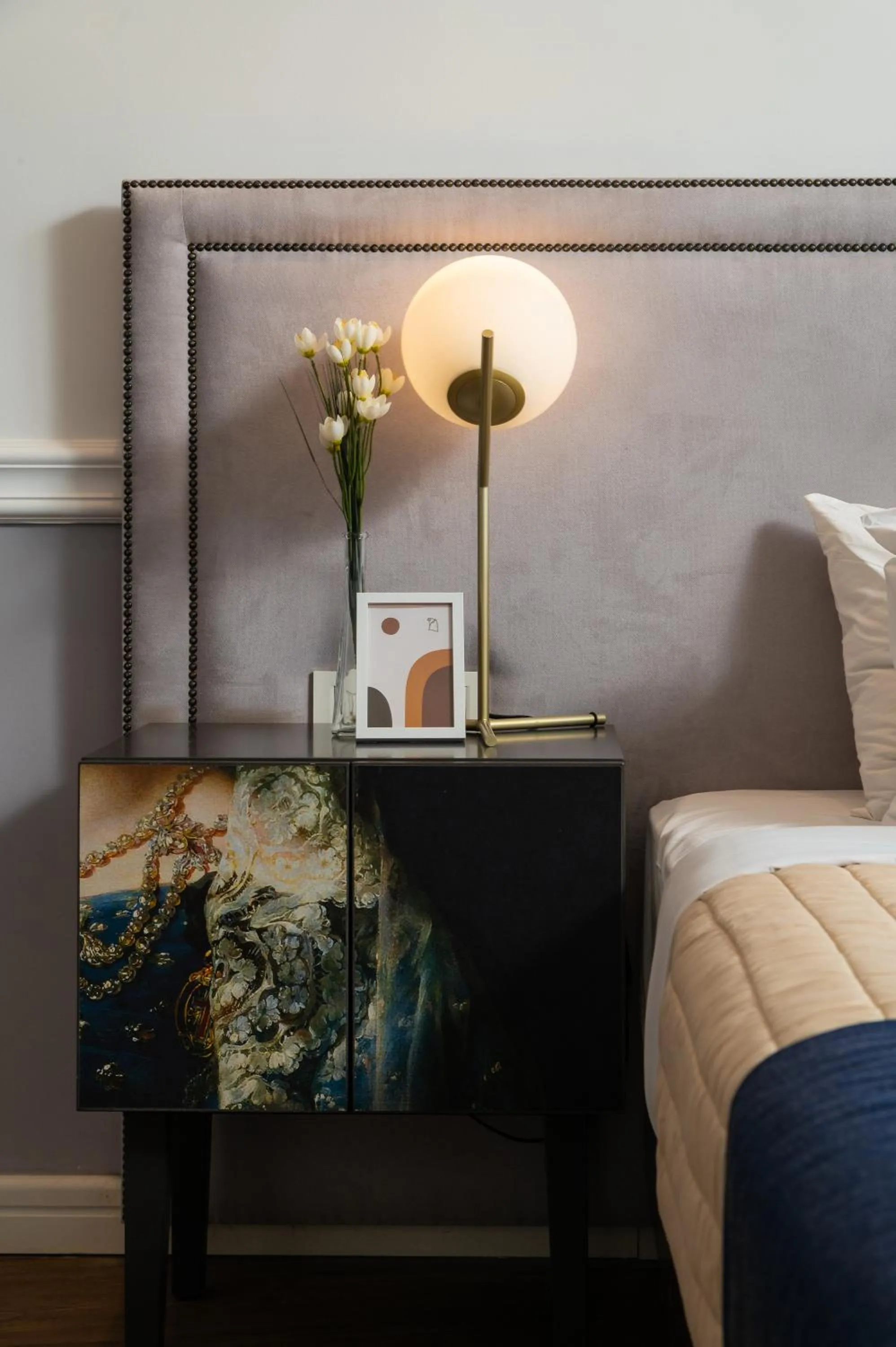 Decorative detail, Bed in Elia Palatino Hotel