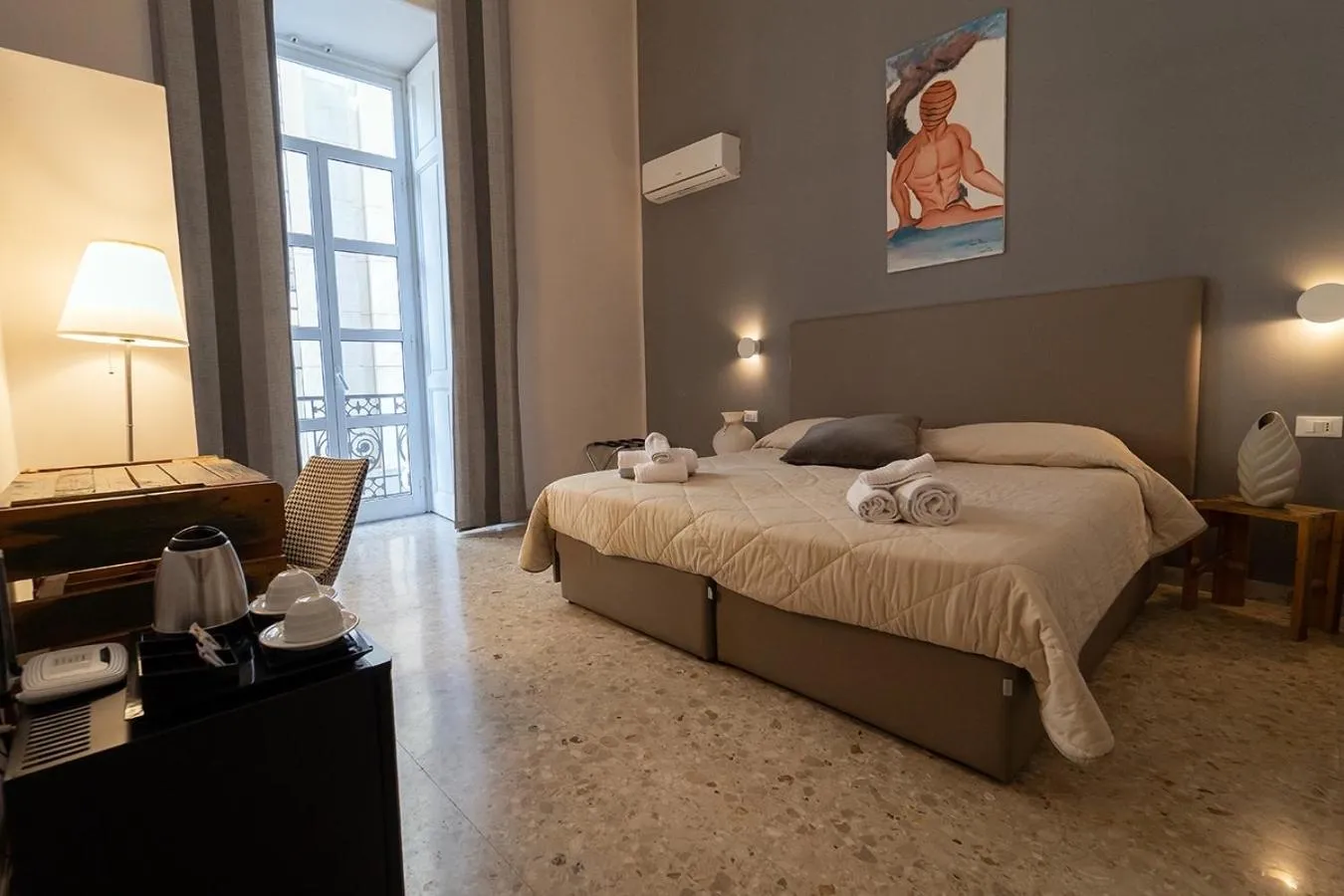 Bed in PC Boutique H Napoli Centro, by ClaPa Group