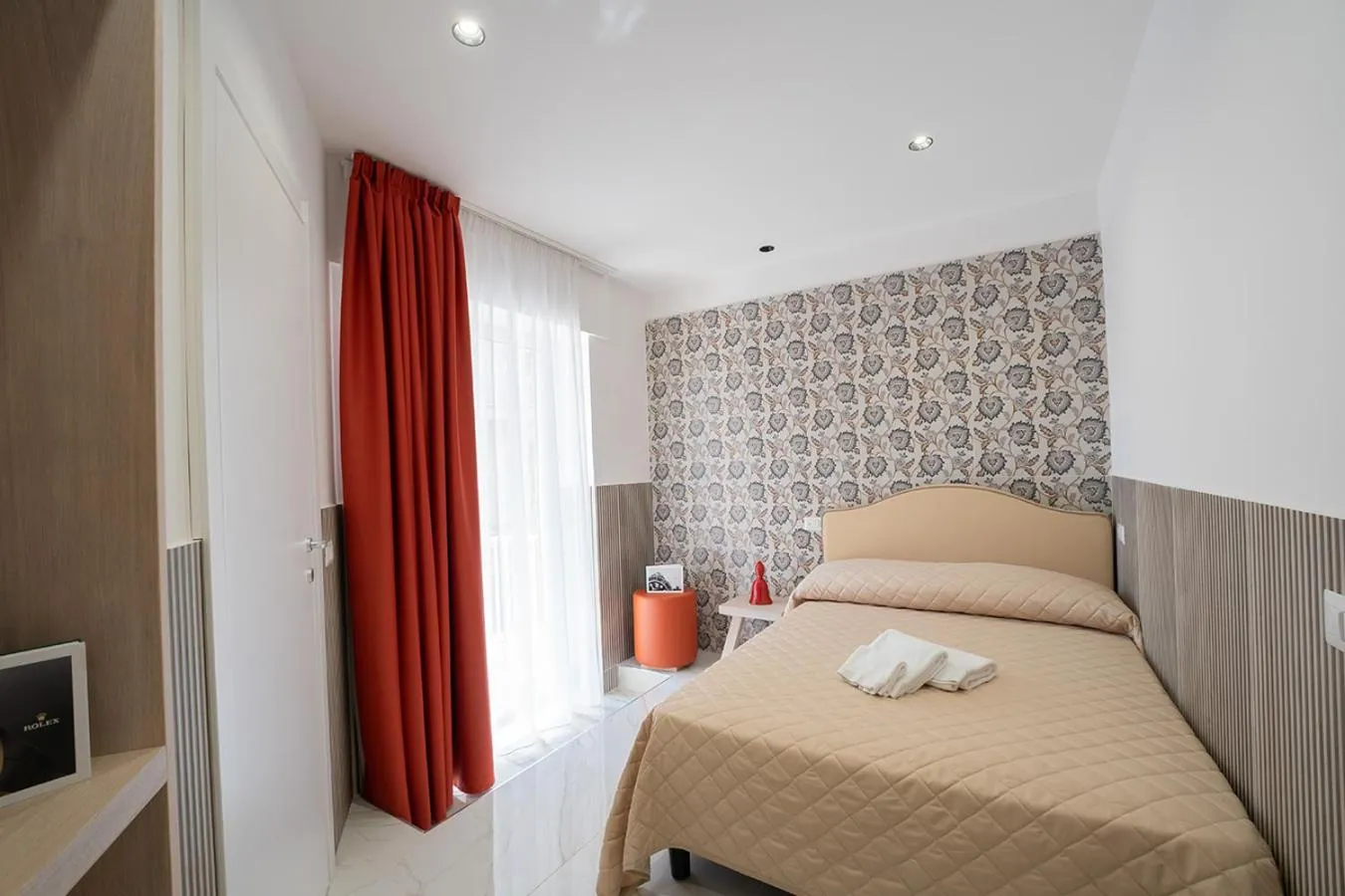 Bed in PC Boutique H Napoli Centro, by ClaPa Group