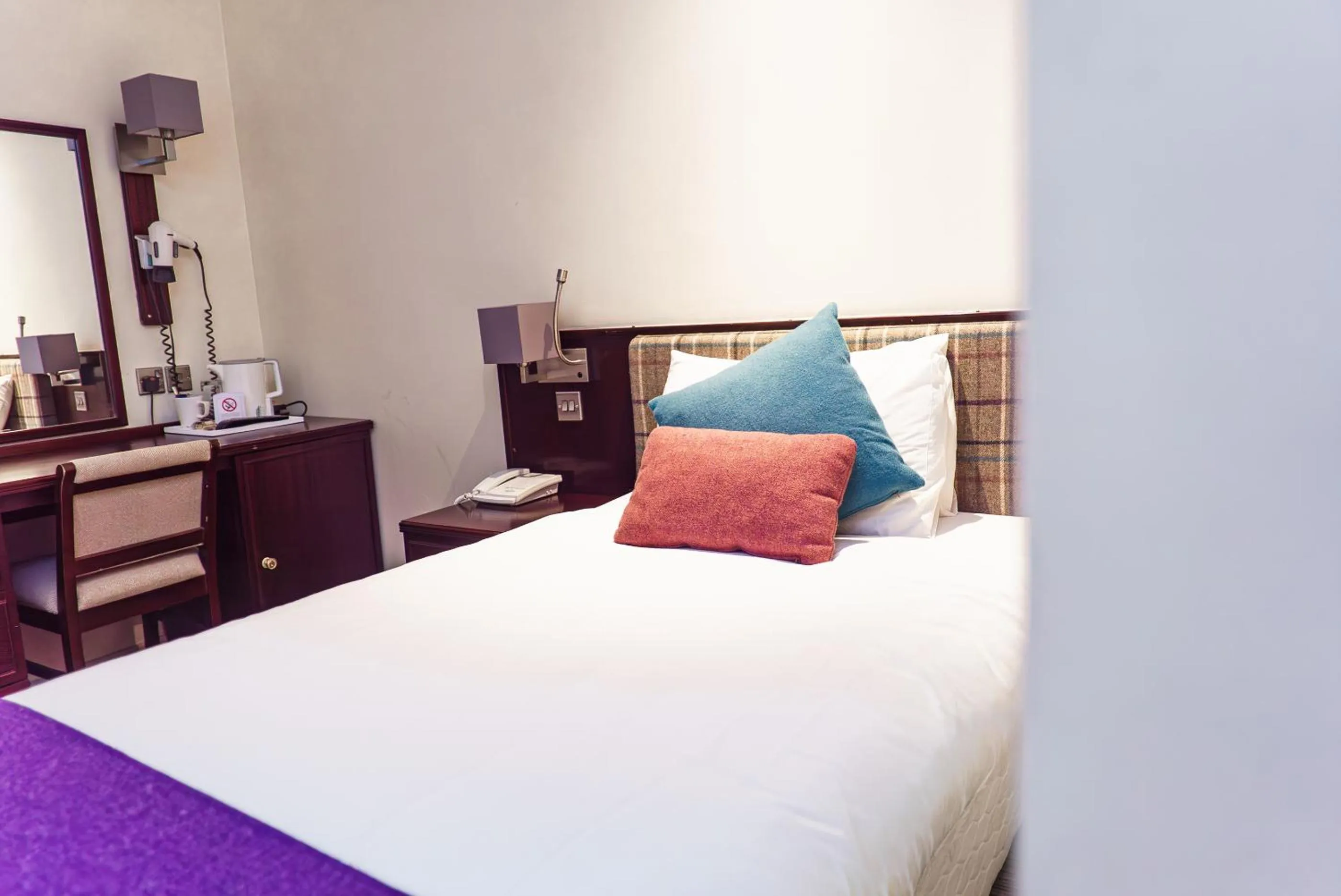 Bedroom, Bed in Caladh Inn