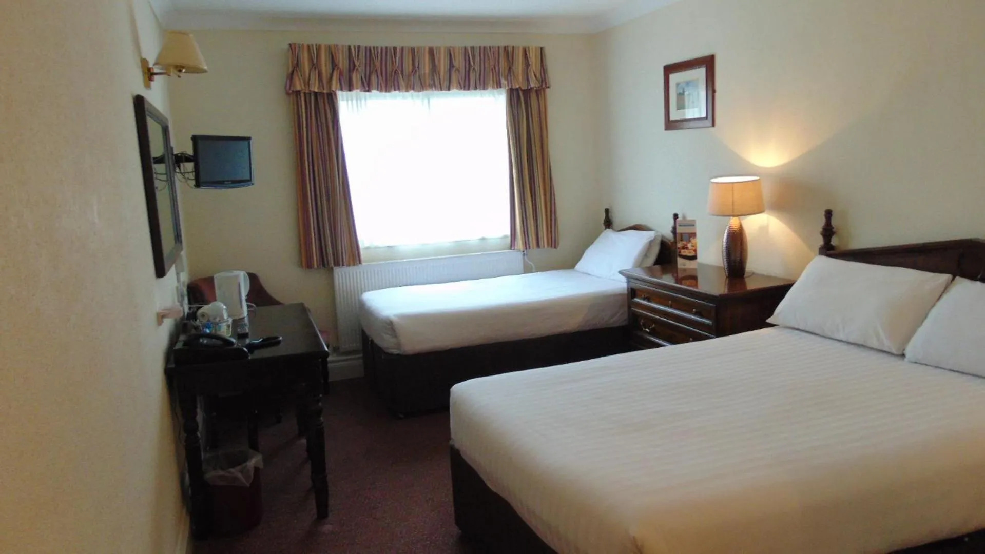 Bed in The Harrowgate Hill Lodge