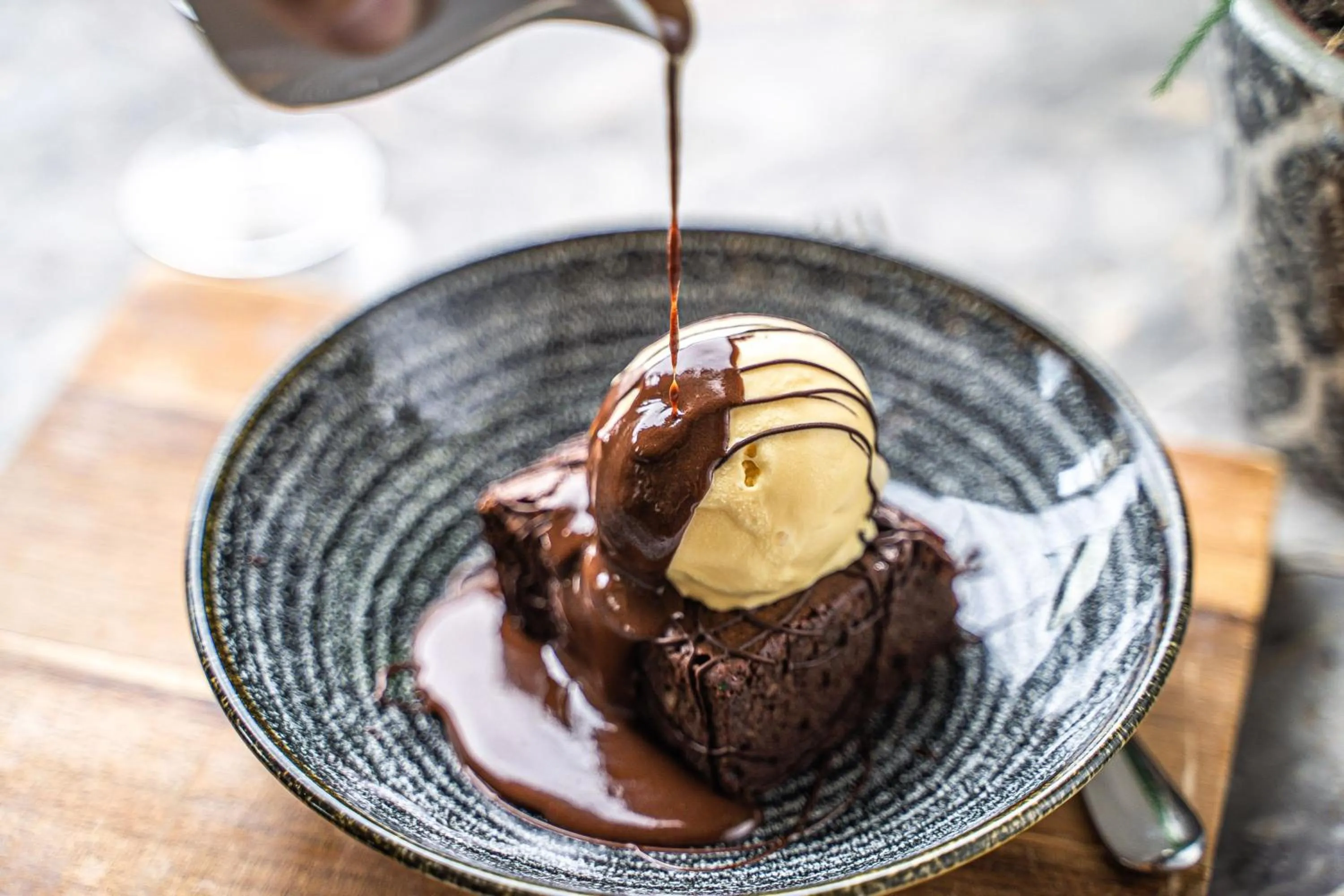 Lounge or bar in Abbey Hotel Bath, a Tribute Portfolio Hotel