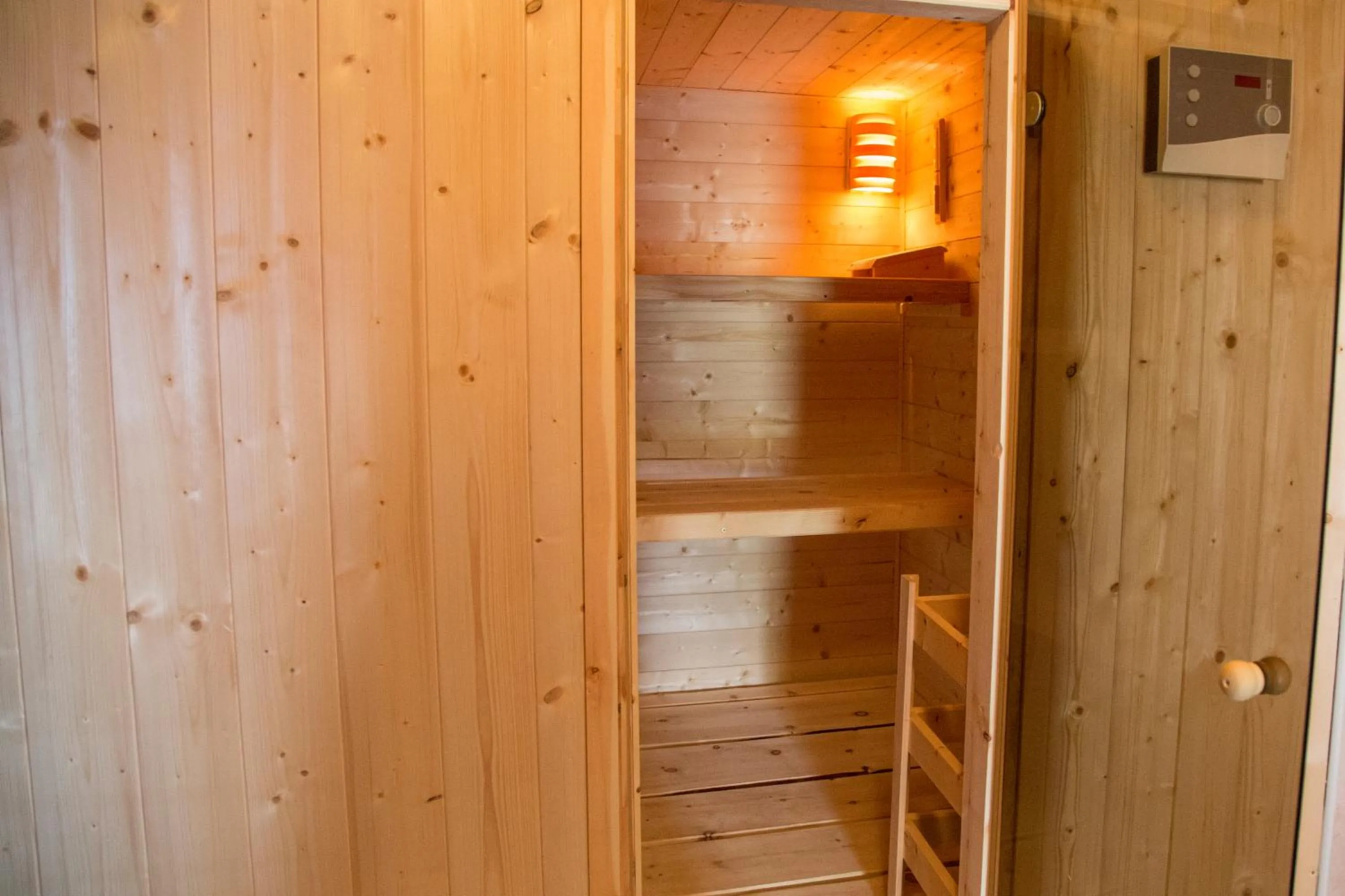 Activities, Bed in Unterer Obereggerhof
