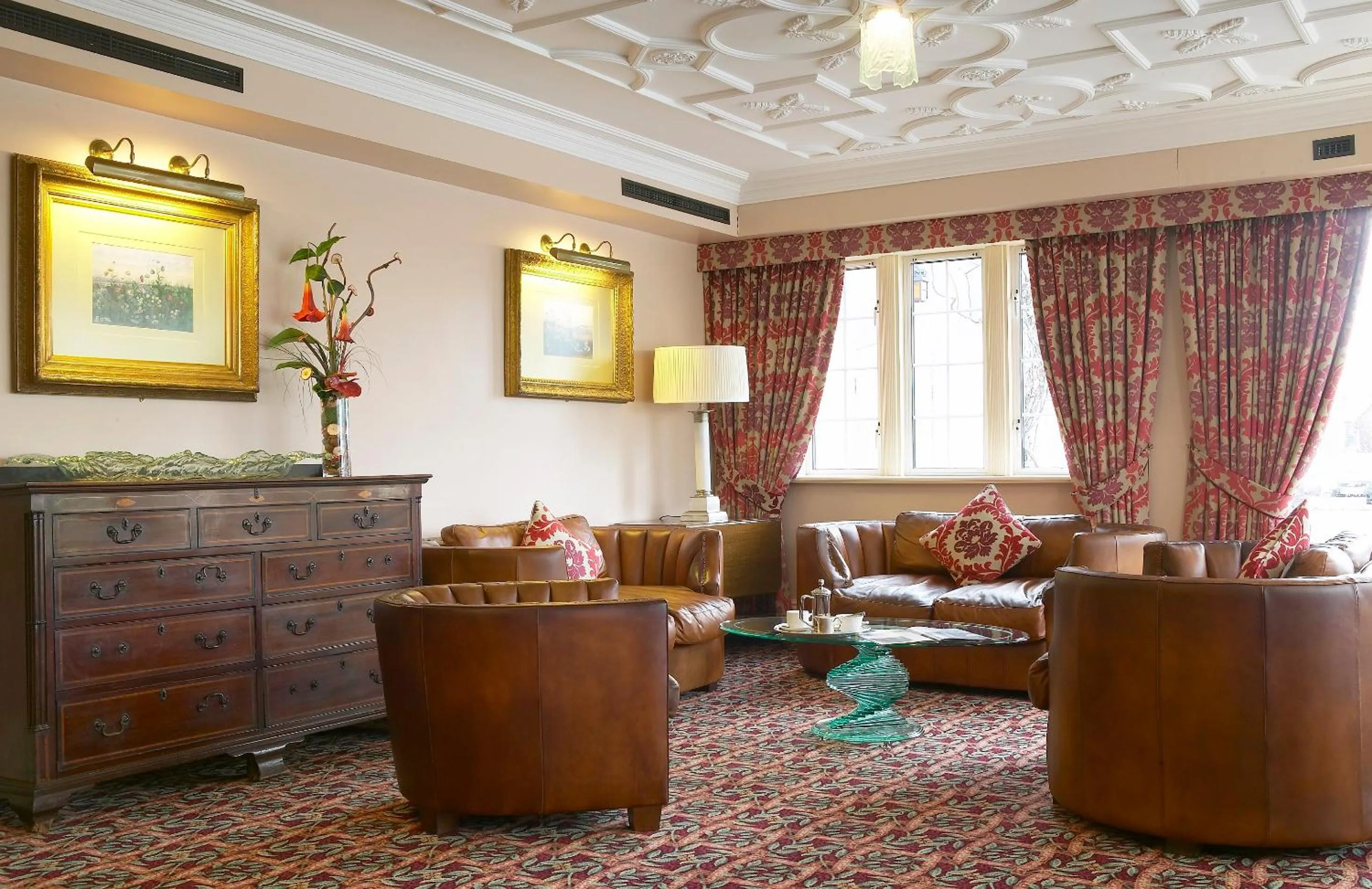 Lobby or reception in Best Western Premier Doncaster Mount Pleasant Hotel