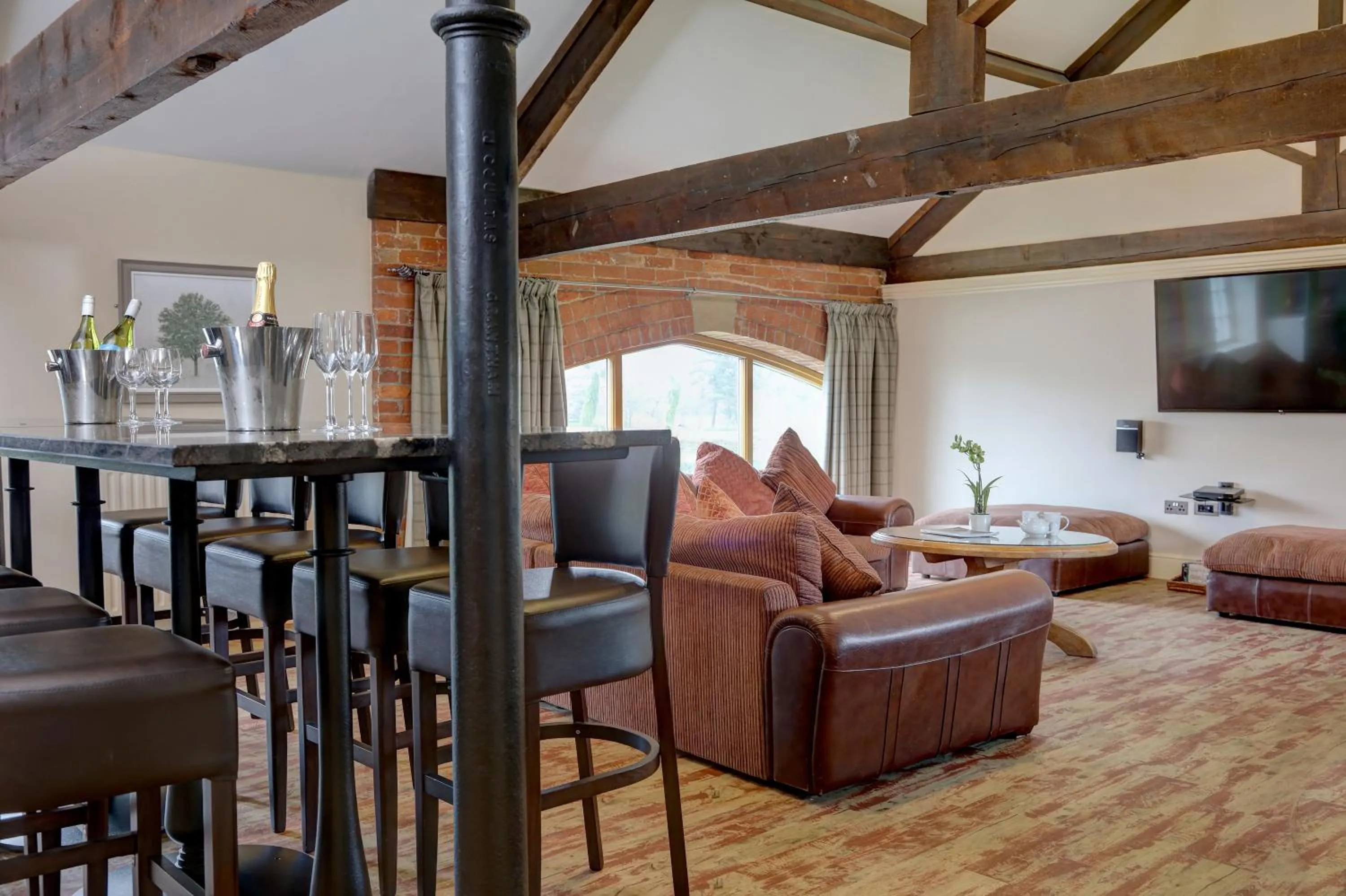 TV and multimedia in Best Western Premier Doncaster Mount Pleasant Hotel