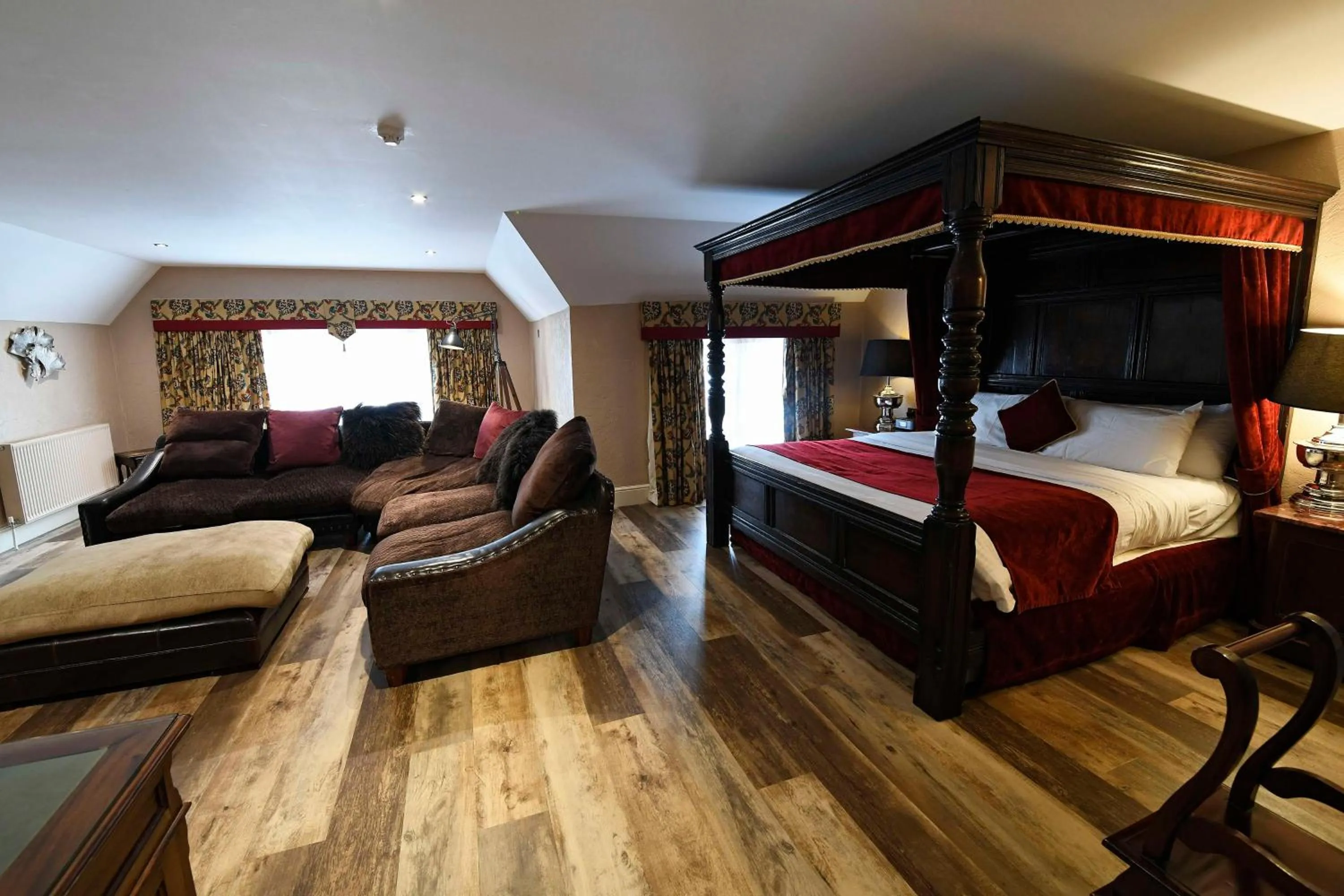 Photo of the whole room, Bed in Best Western Premier Doncaster Mount Pleasant Hotel