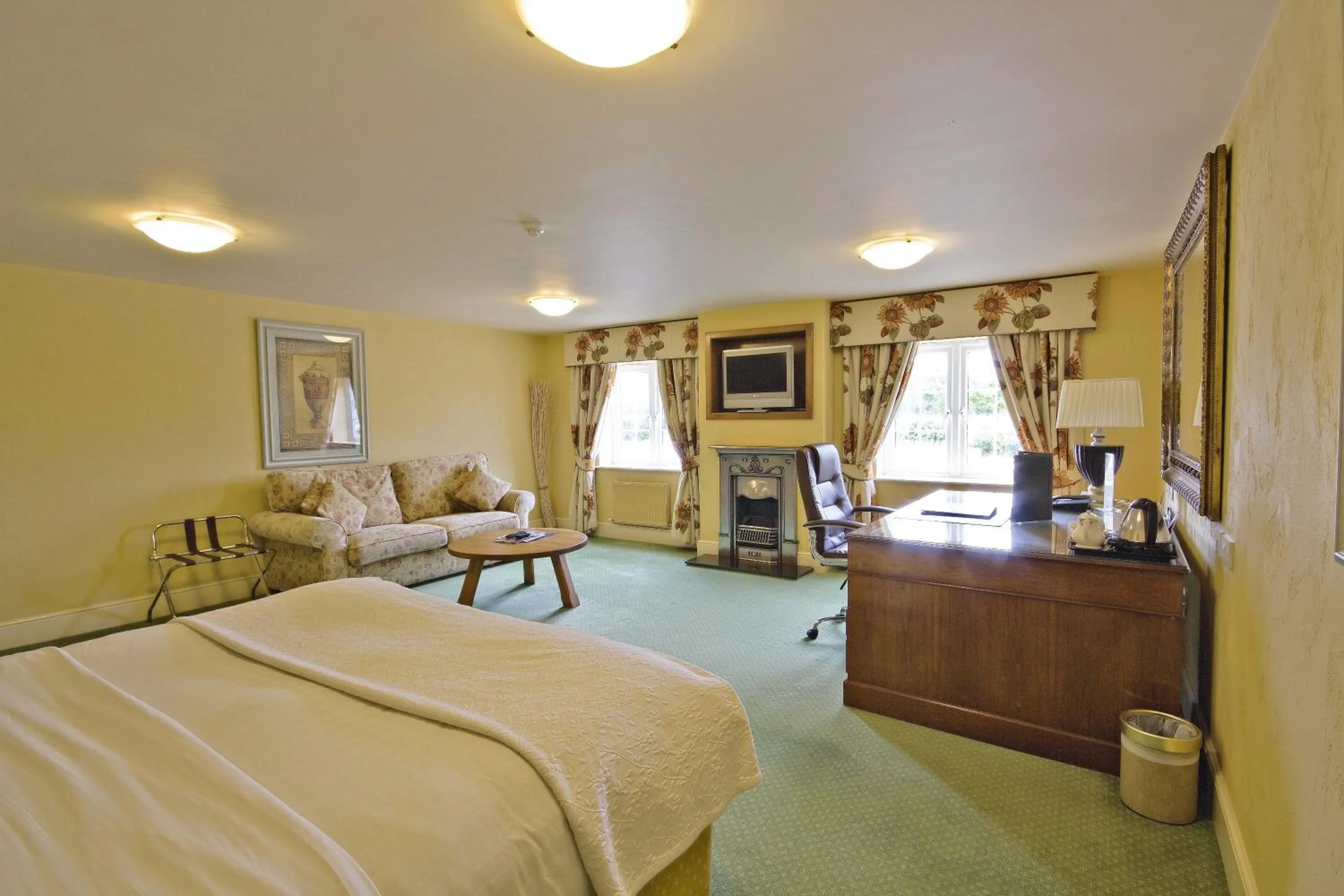 Bed in Best Western Premier Doncaster Mount Pleasant Hotel