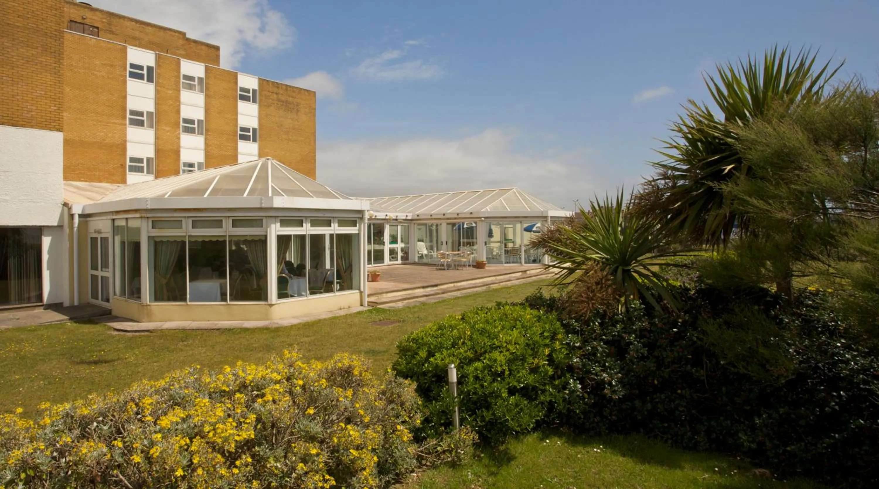 Garden in Best Western Aberavon Beach Hotel