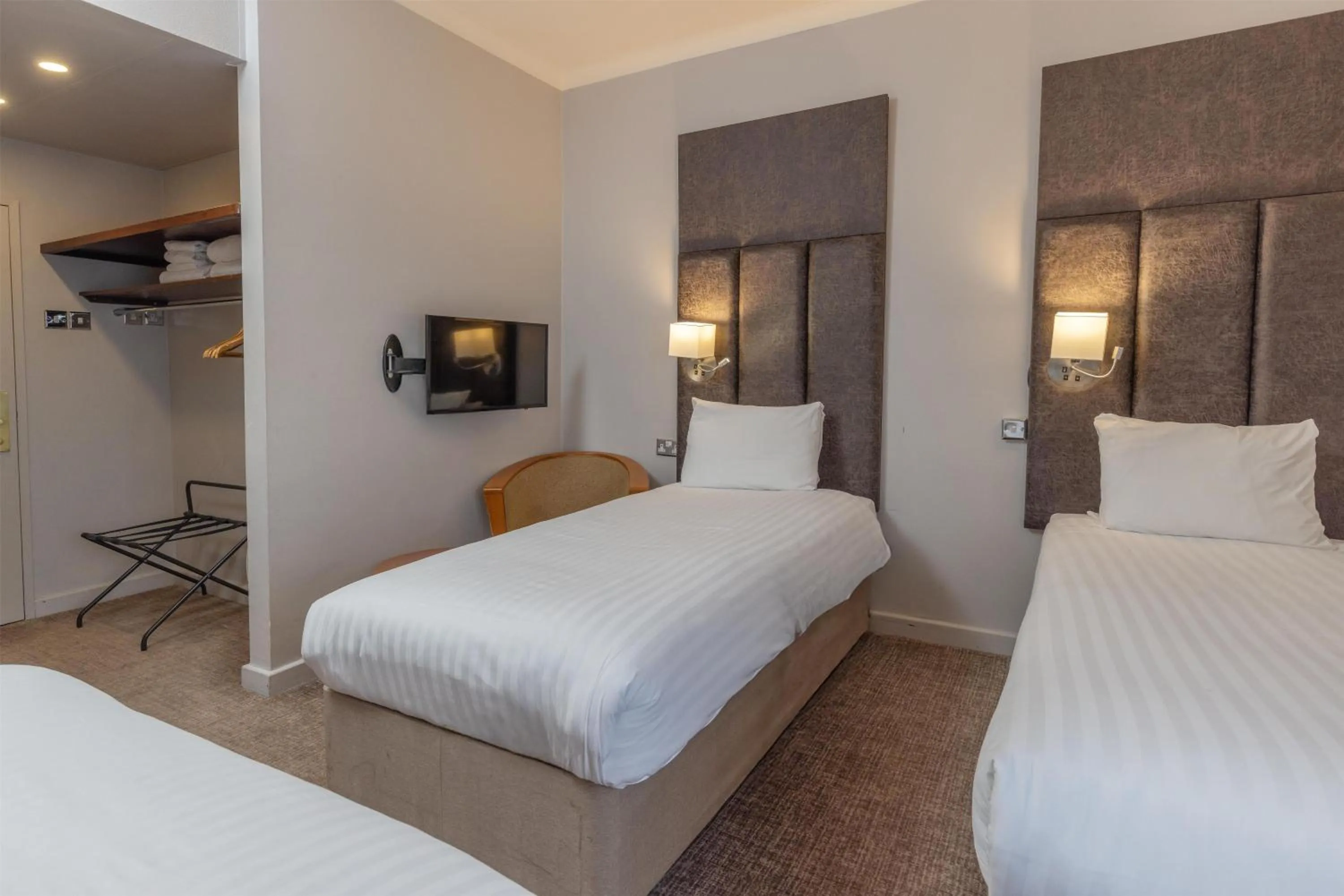 Bedroom, Bed in Best Western Aberavon Beach Hotel