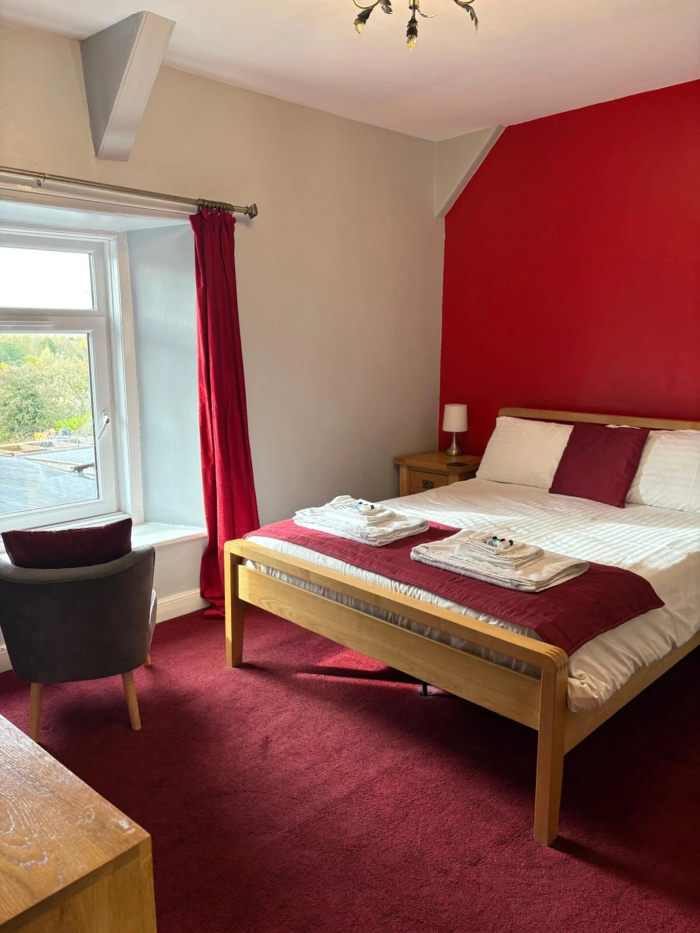 Bed in Three Wheat Heads