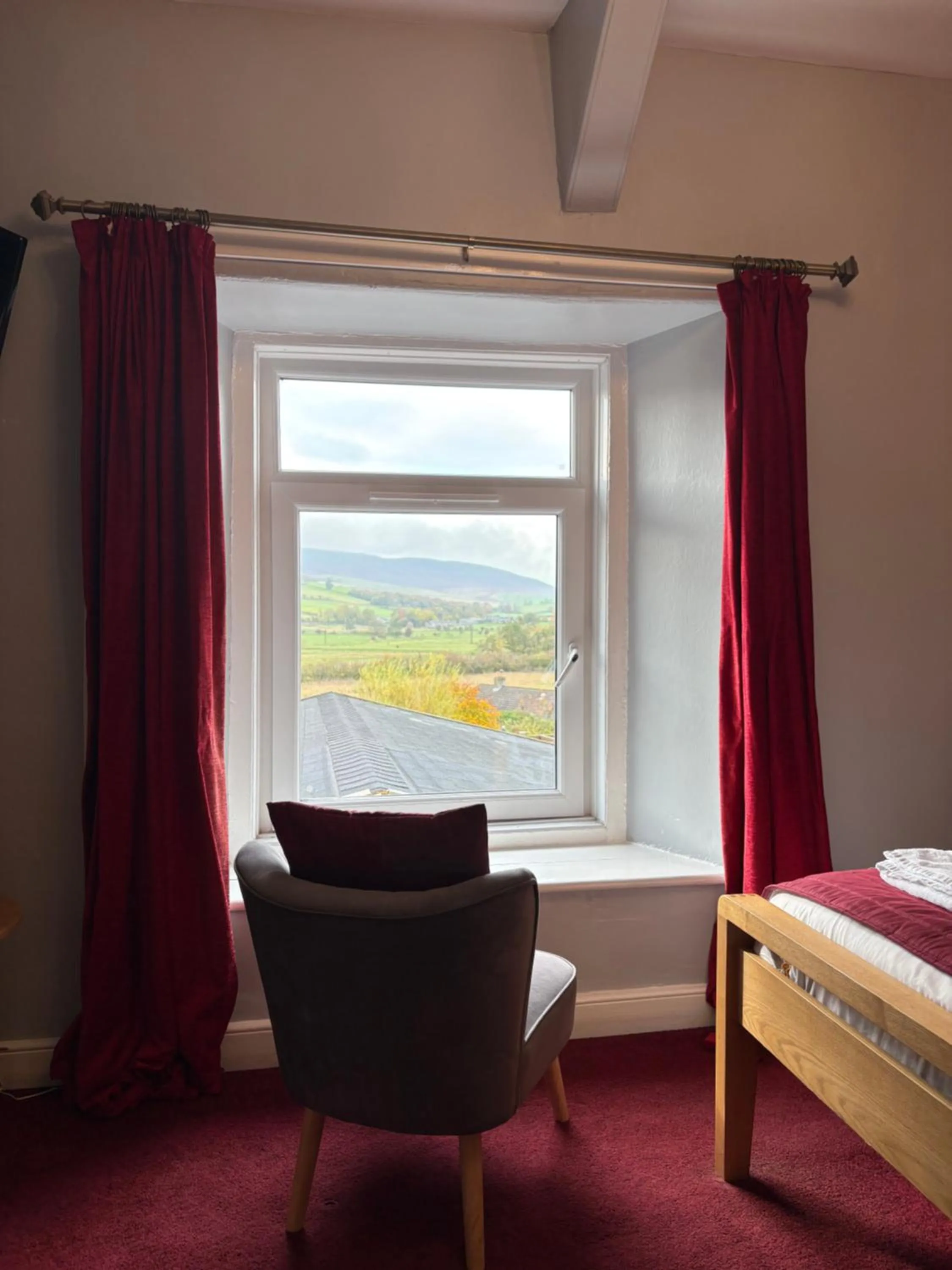 Bed in Three Wheat Heads