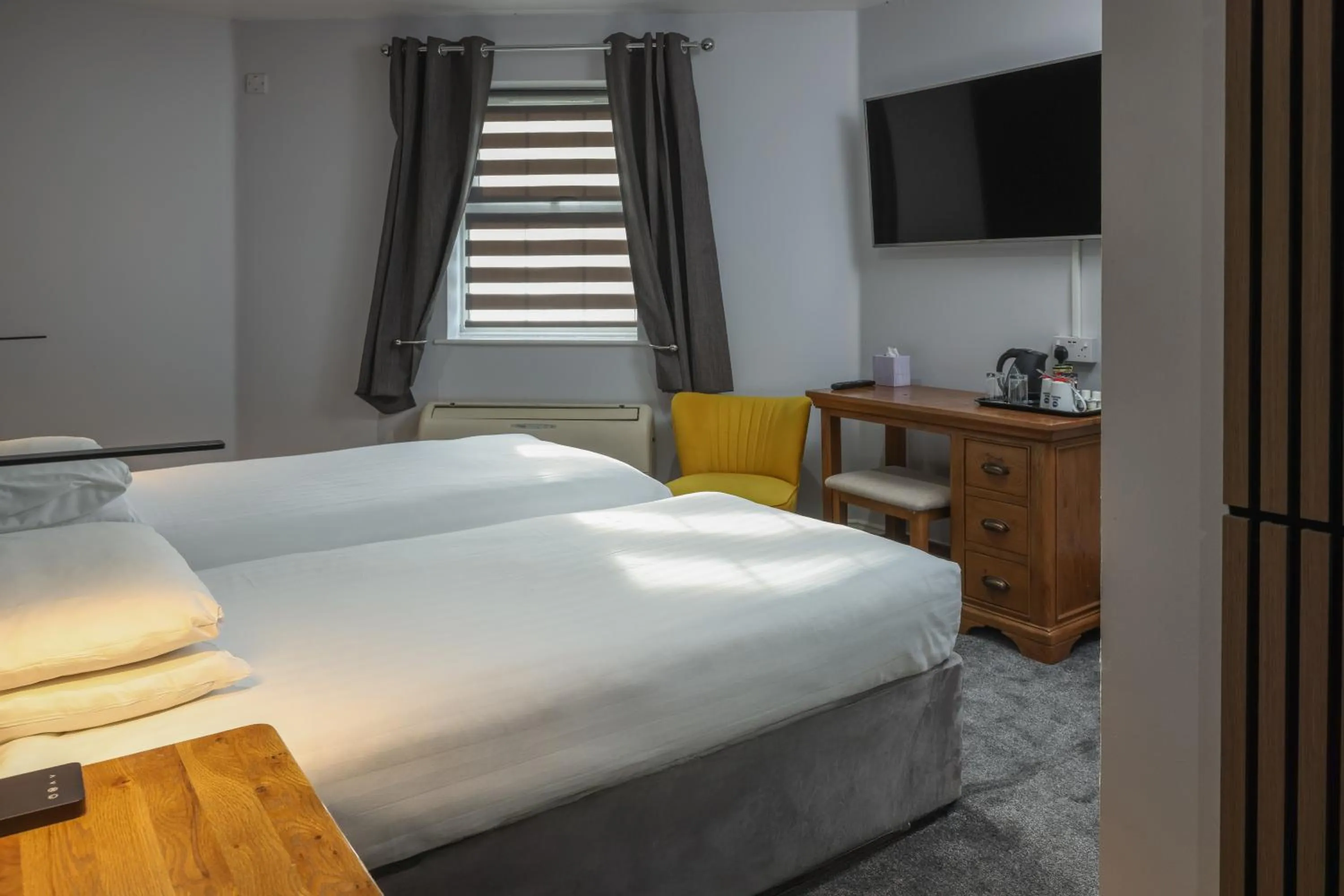 Bed in Best Western Claydon Hotel