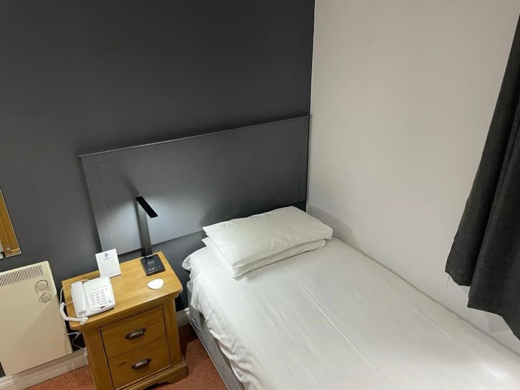 Bed in Best Western Claydon Hotel