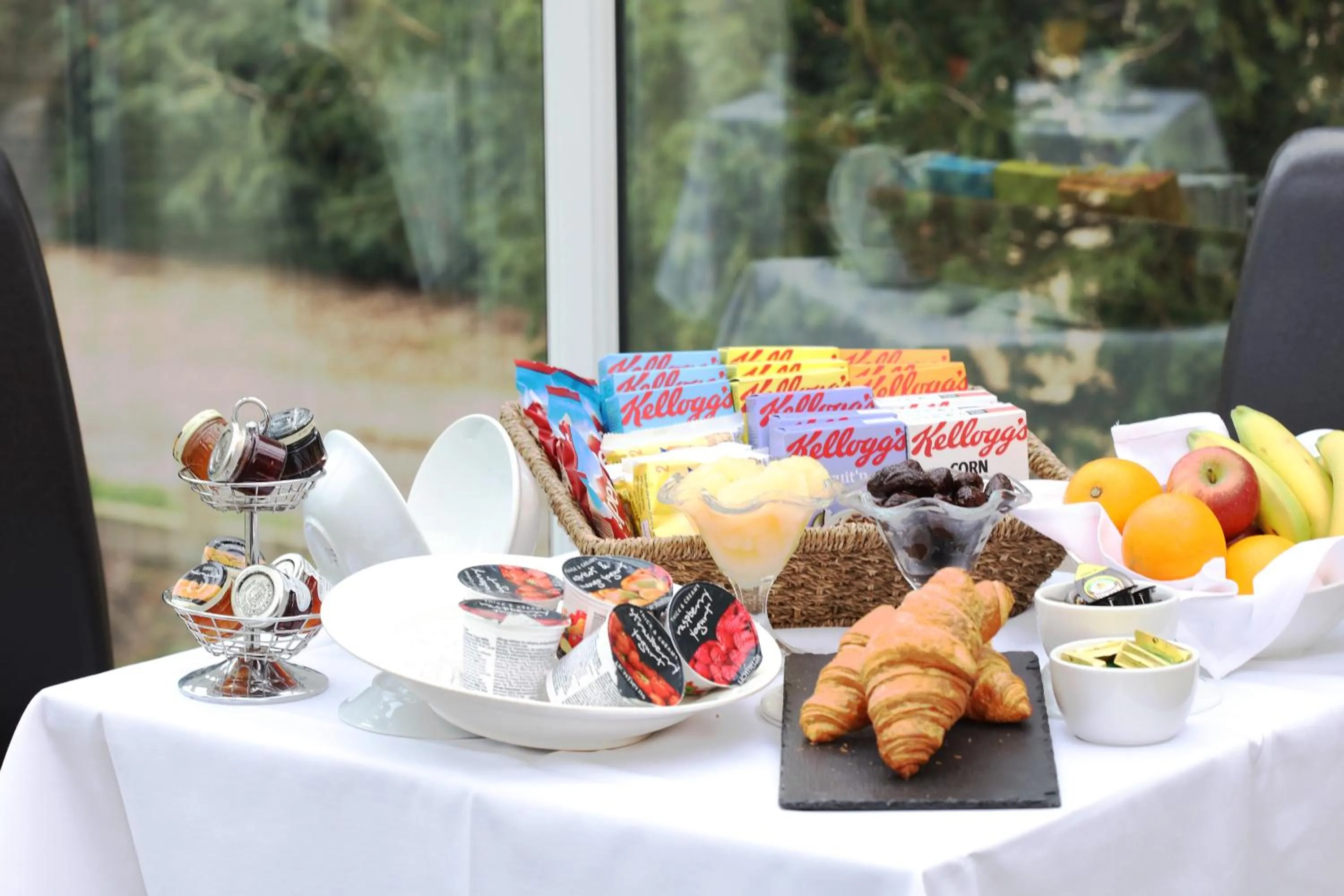 Breakfast in Best Western Claydon Hotel