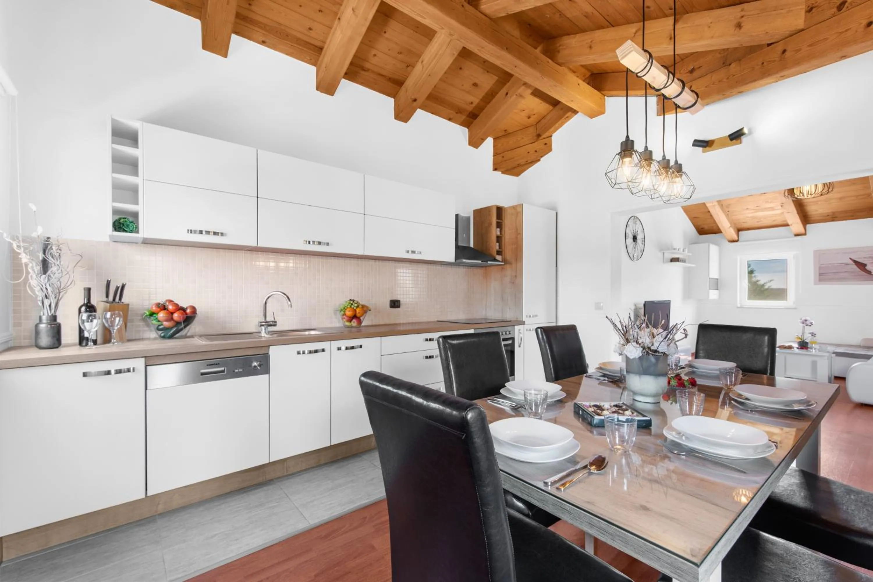 Kitchen or kitchenette in The Village