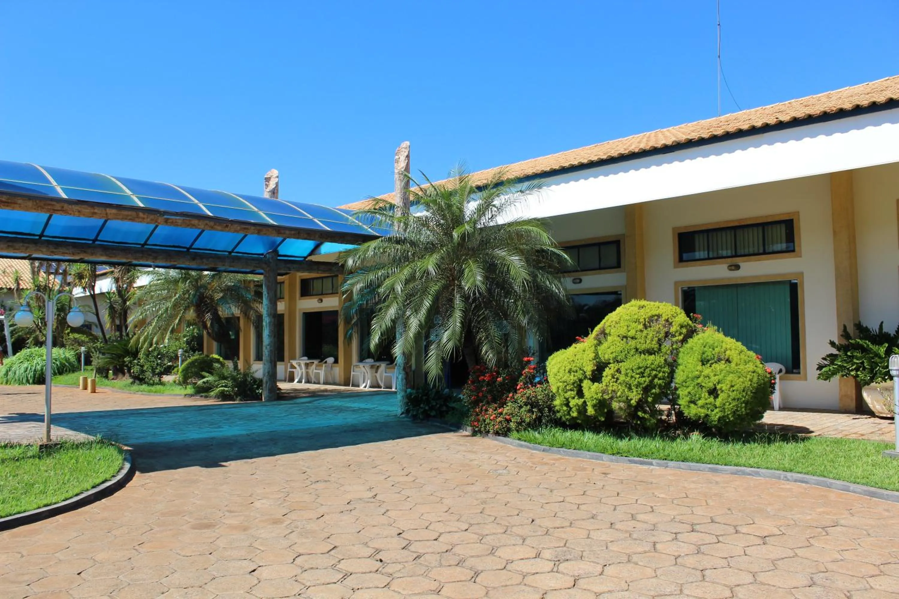 Property building in Grandes Lagos Park Hotel