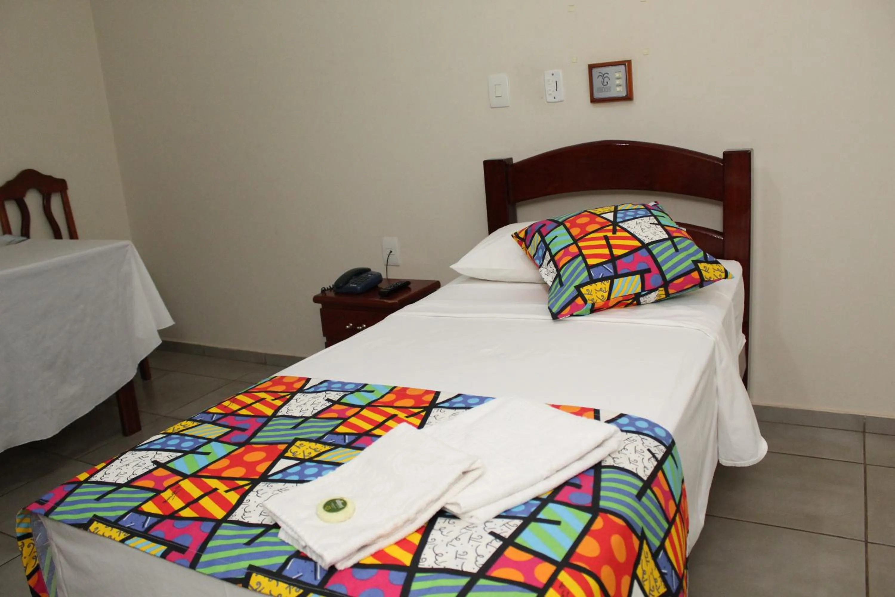 Bed in Grandes Lagos Park Hotel