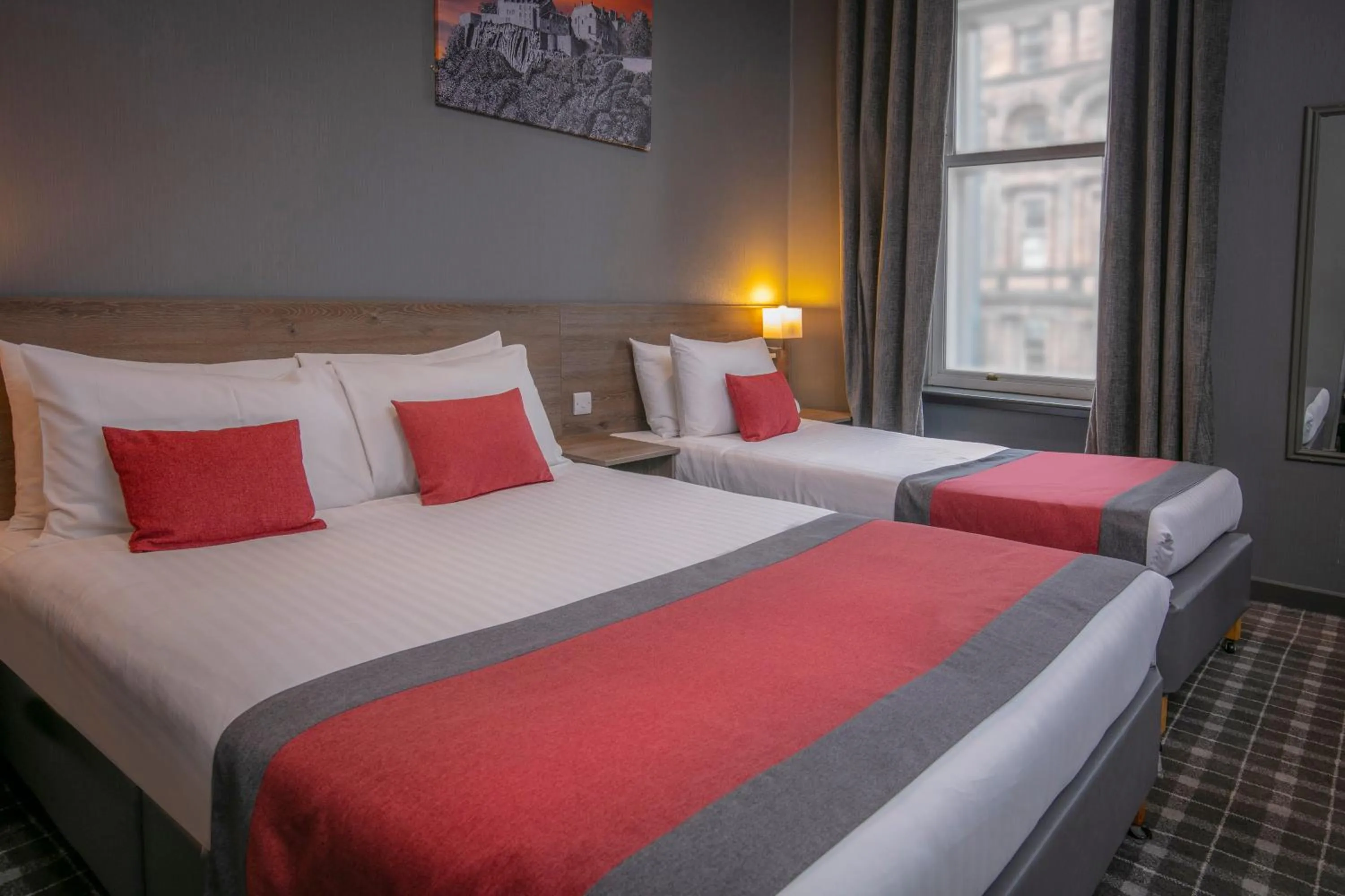 Bedroom, Bed in Best Western Glasgow Hotel