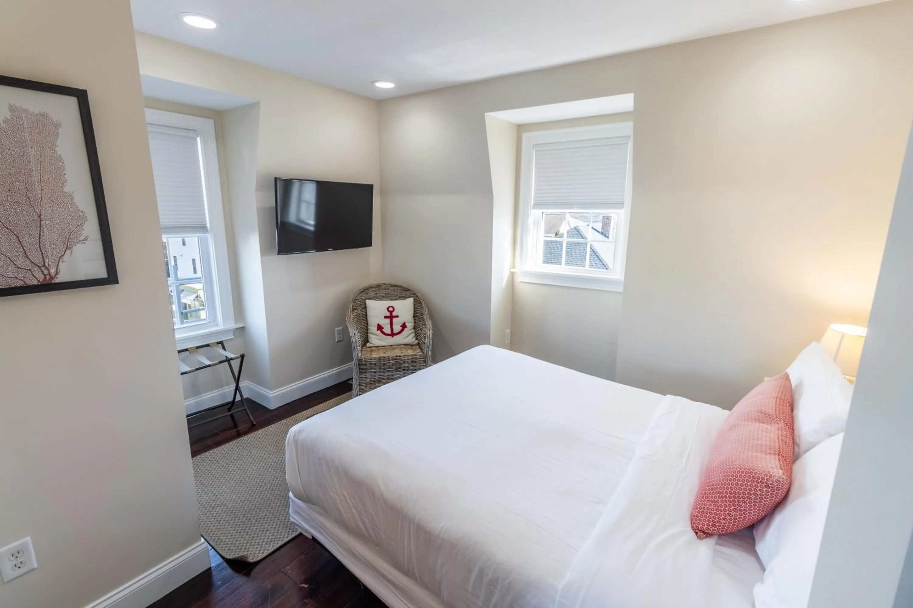 Bed in The Newport Lofts - 617 Thames Street