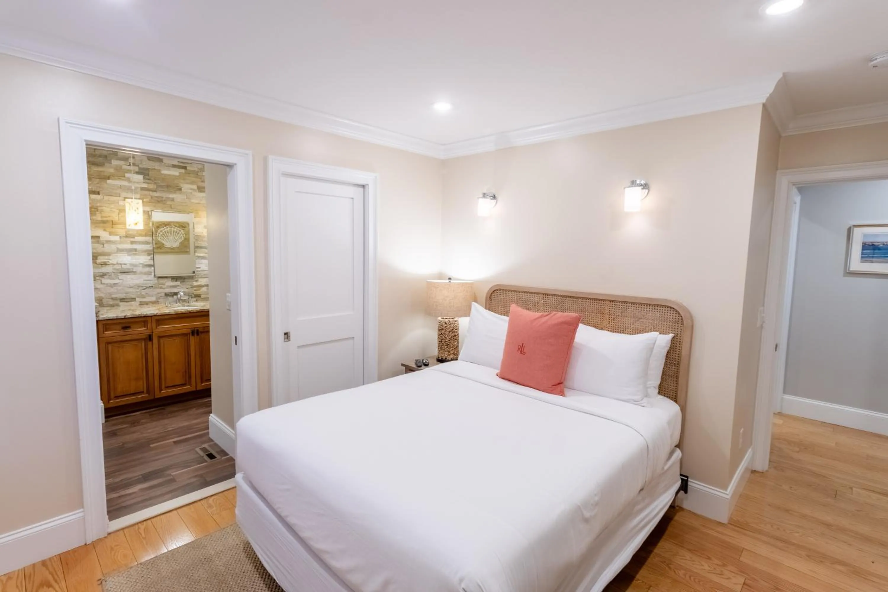 Bed in The Newport Lofts - 548 Thames Street