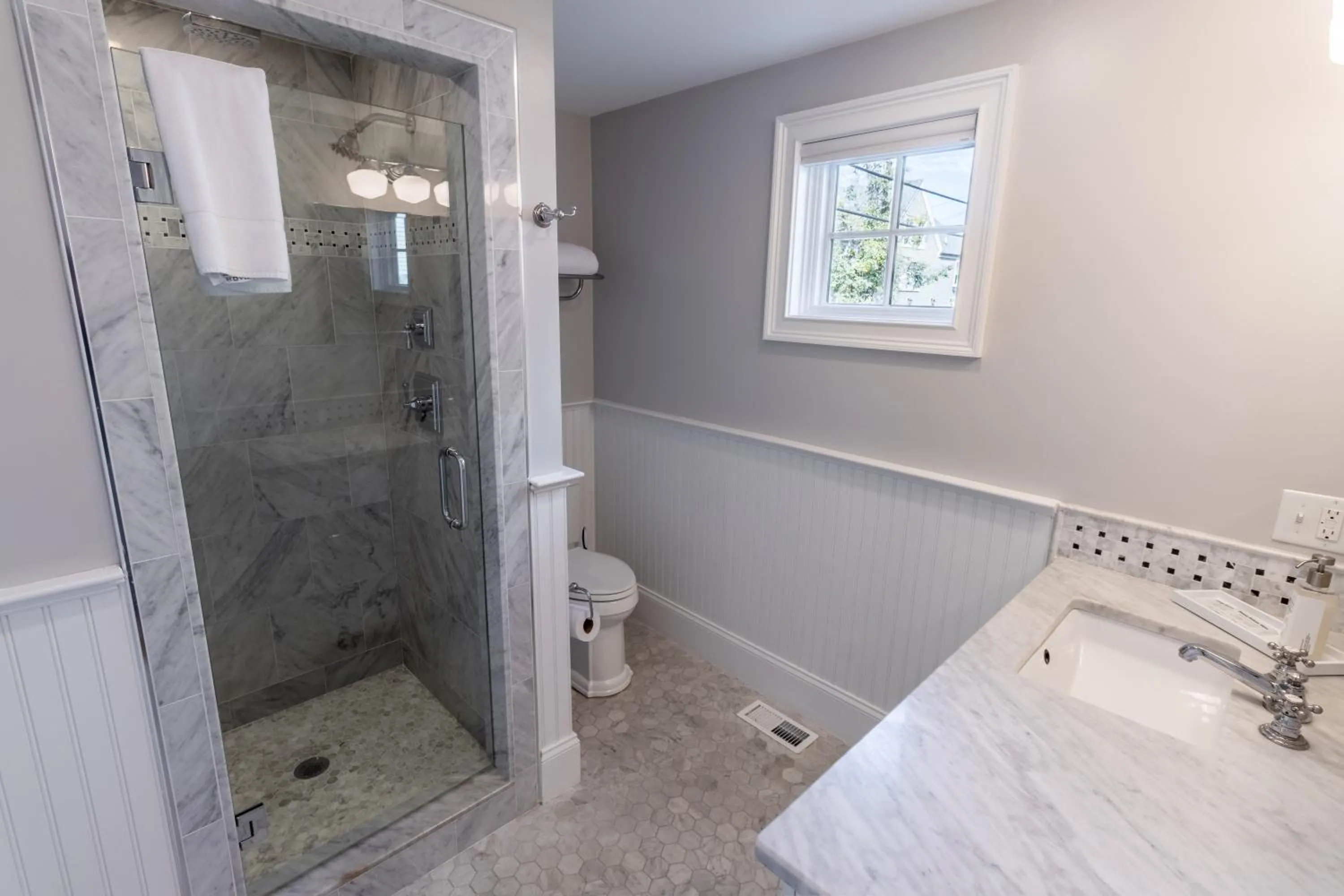 The Newport Lofts - 548 Thames Street