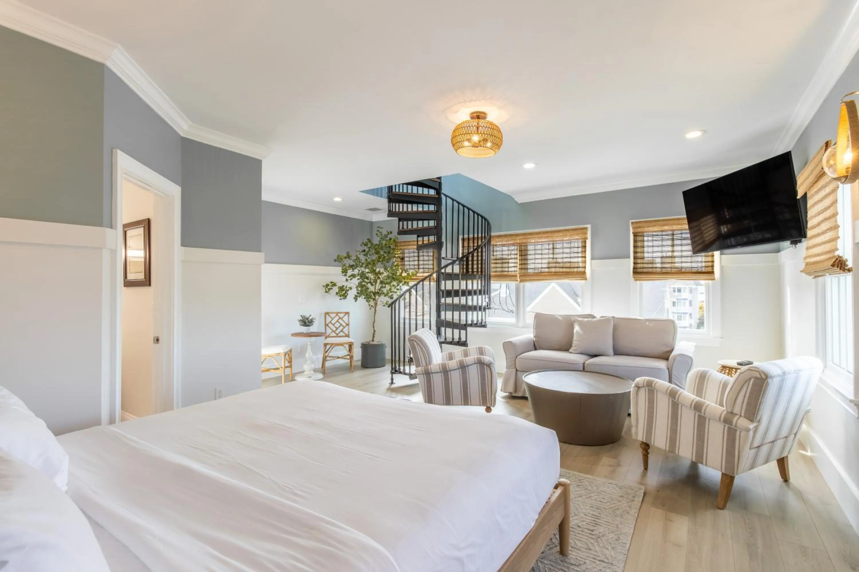 Bed in The Newport Lofts - 548 Thames Street