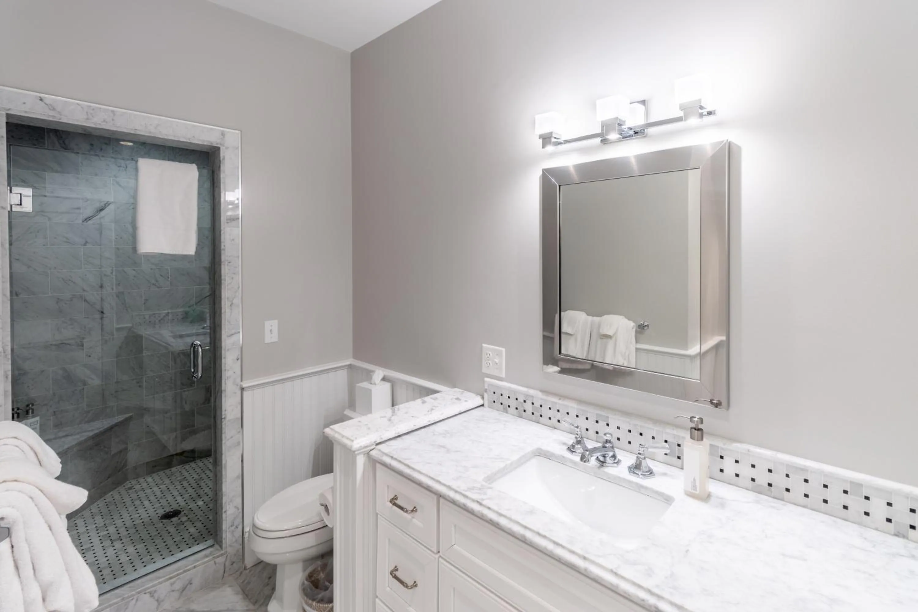 The Newport Lofts - 546 Thames Street