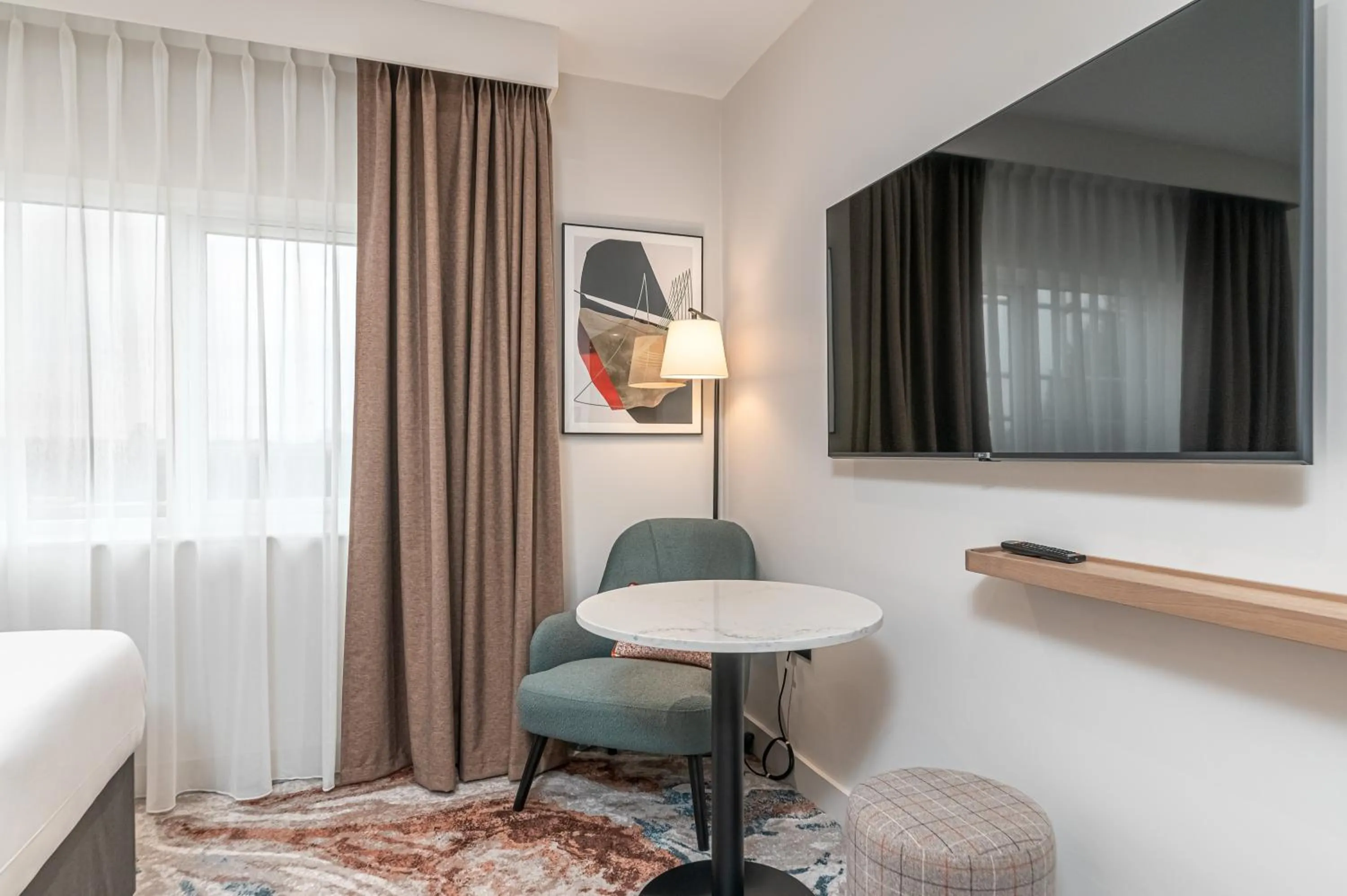 TV and multimedia, Bed in Best Western Rockingham Forest Hotel