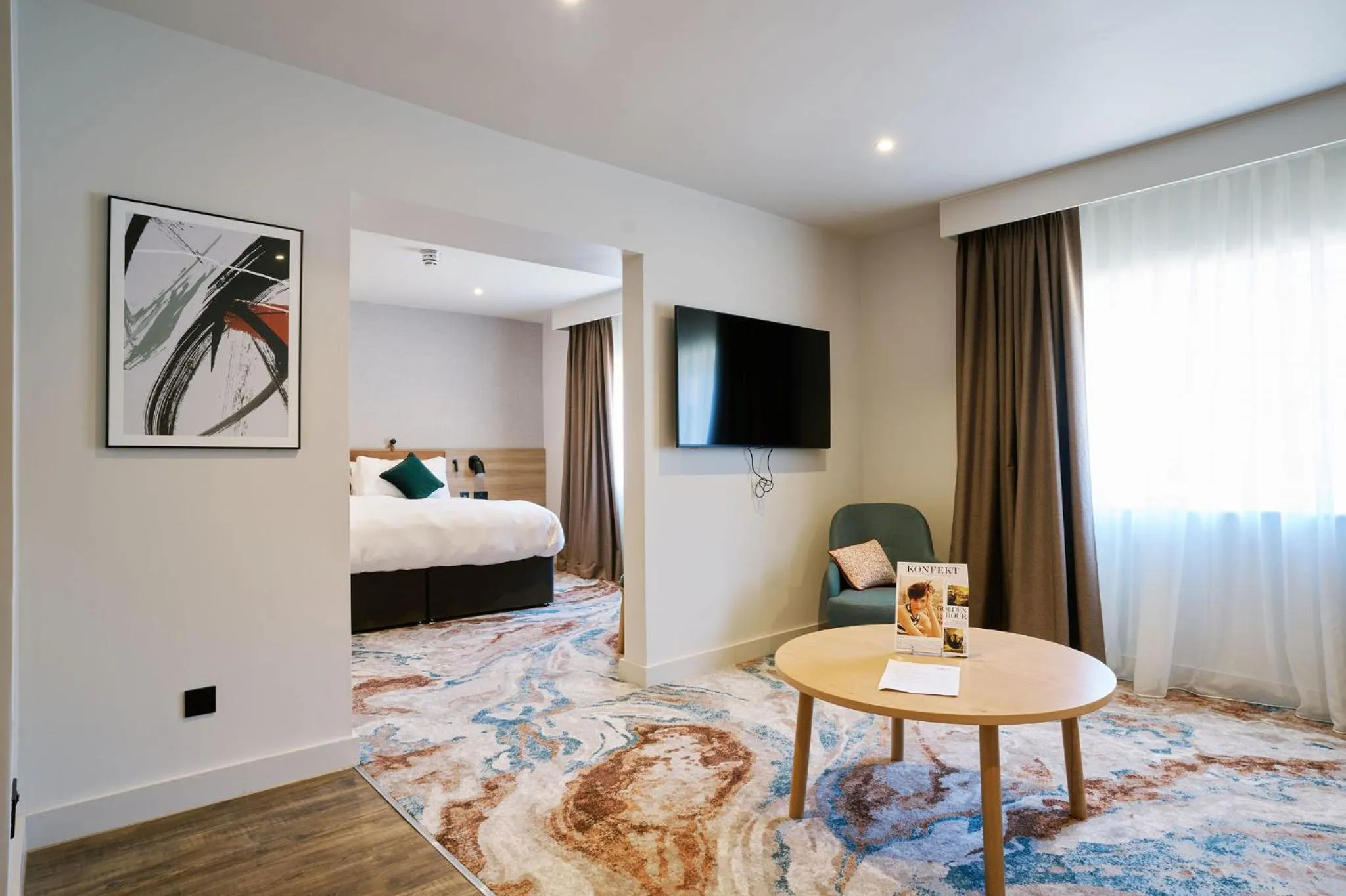 Photo of the whole room, Bed in voco Rockingham Forest Corby by IHG