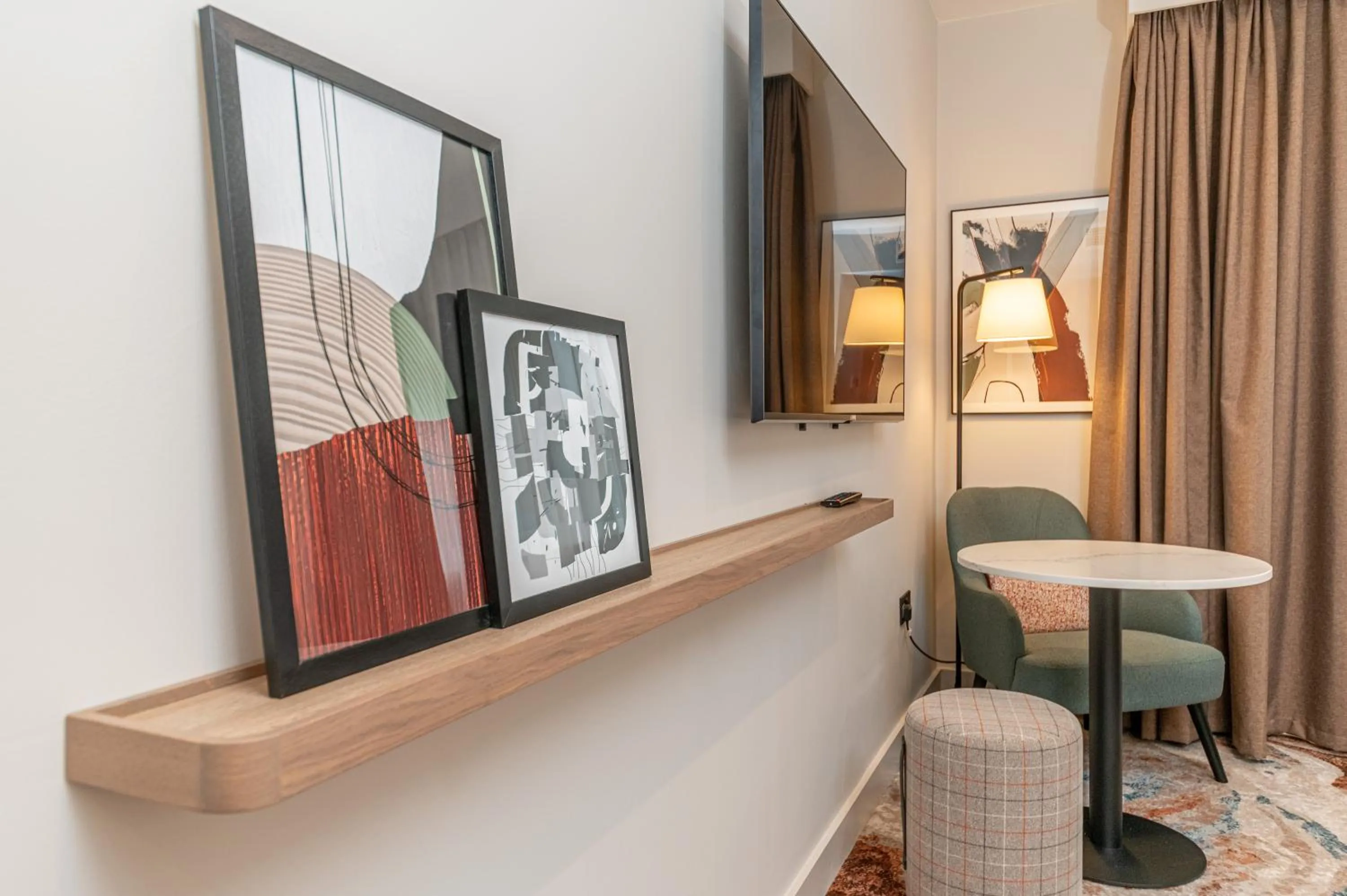 Seating area in Best Western Rockingham Forest Hotel