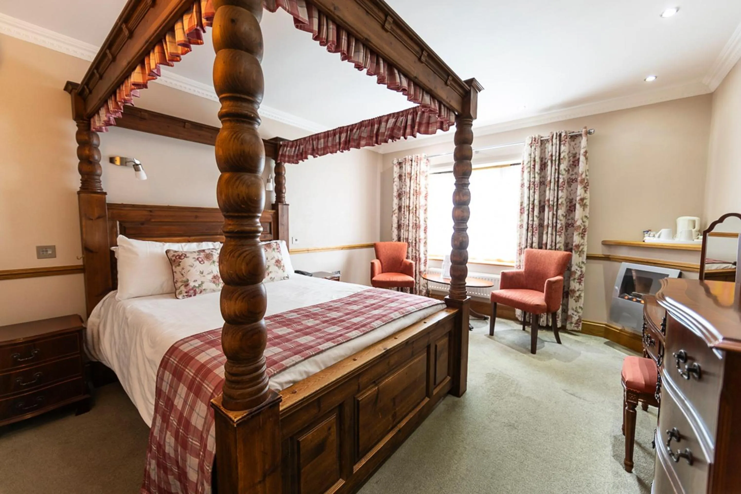 Bedroom, Bed in The Speech House