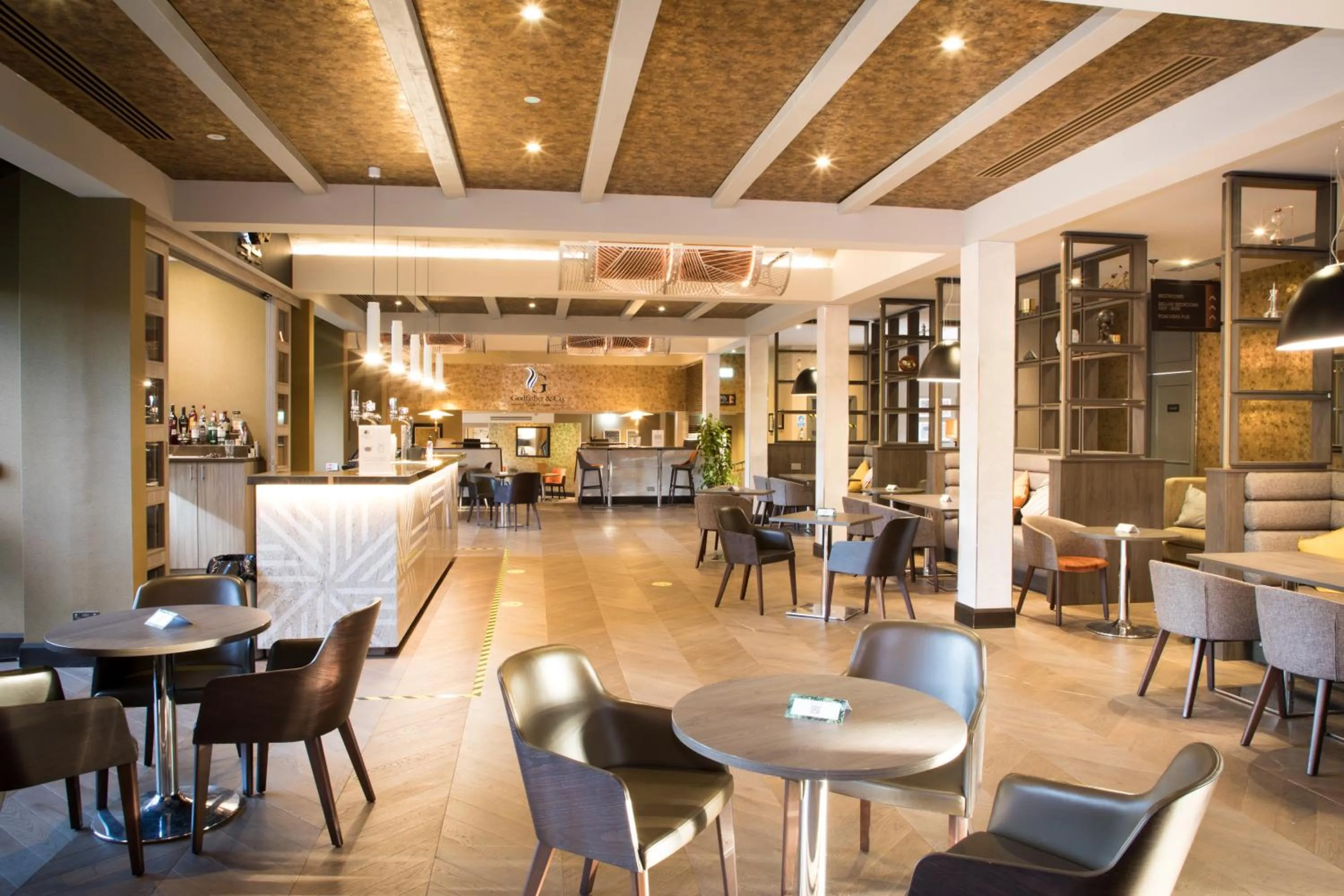 Restaurant/places to eat in Best Western Plus Moat House Reading