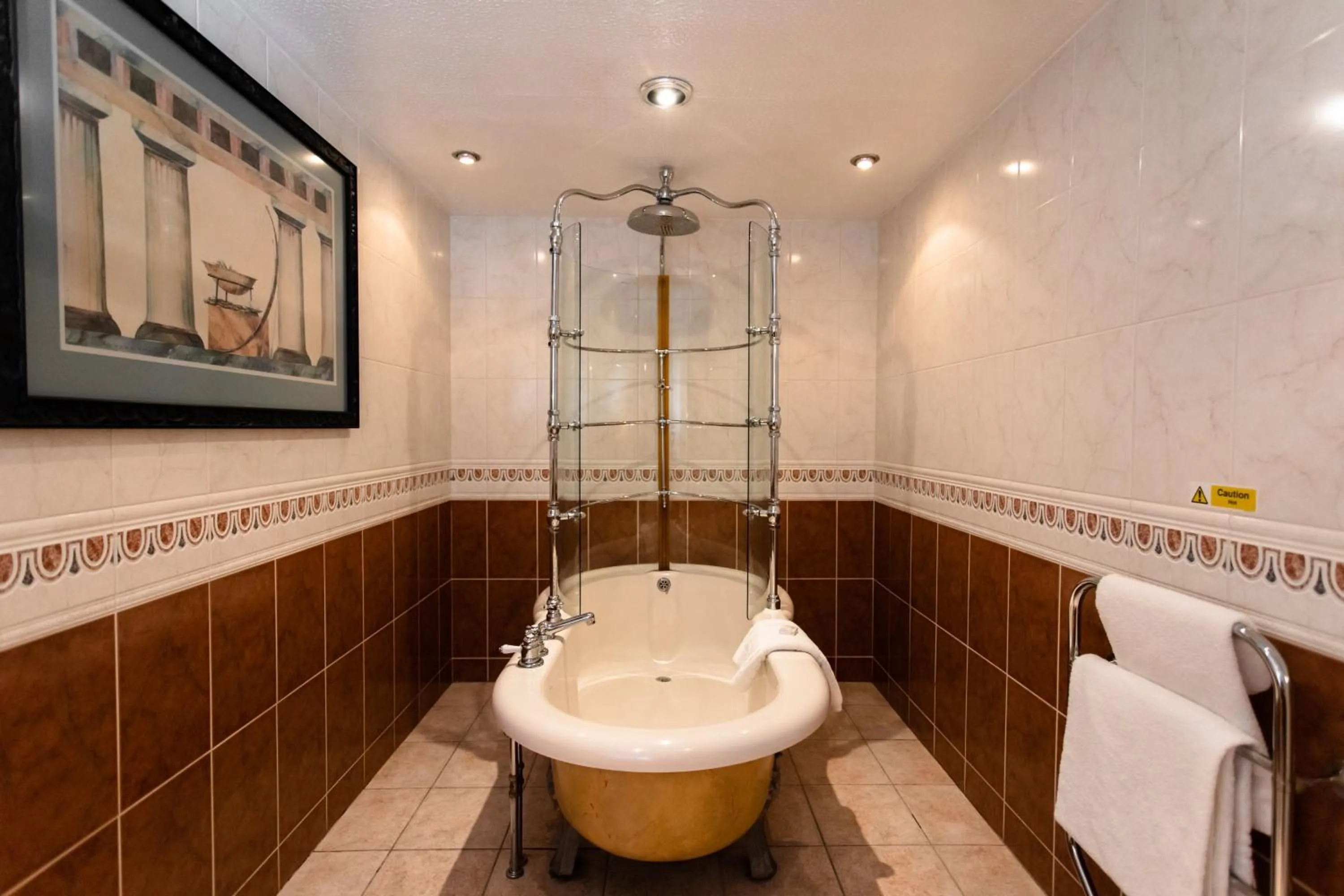 Photo of the whole room in Holiday Inn A55 Chester West by IHG