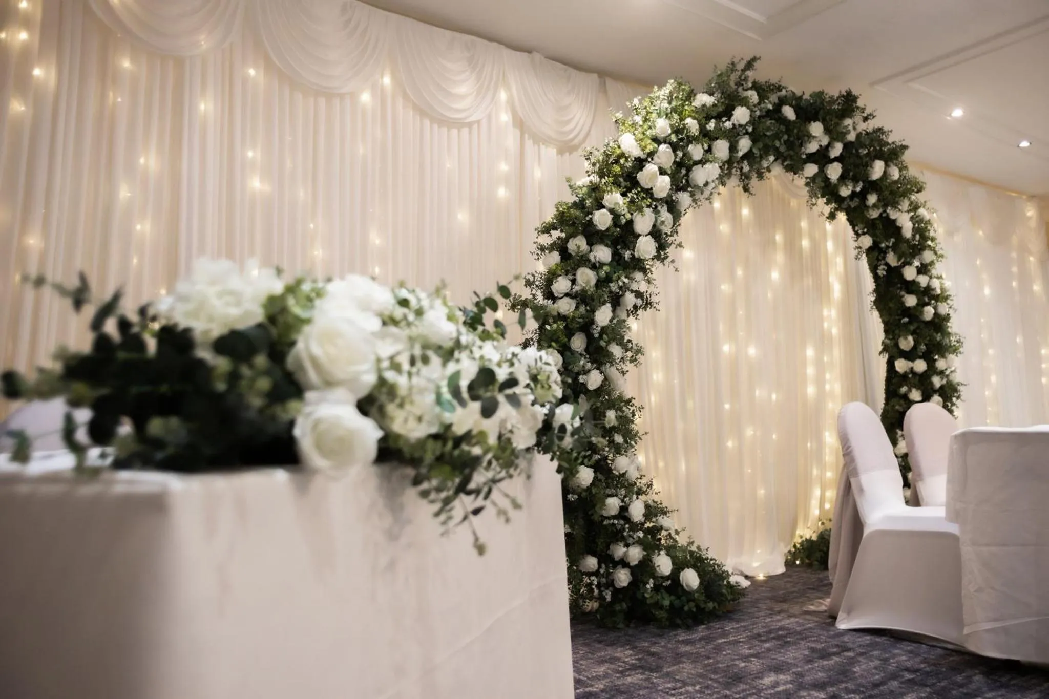 Meeting/conference room in Holiday Inn A55 Chester West by IHG