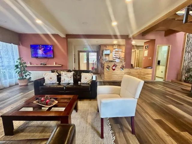 Property building in Madero Aysen ApartHotel