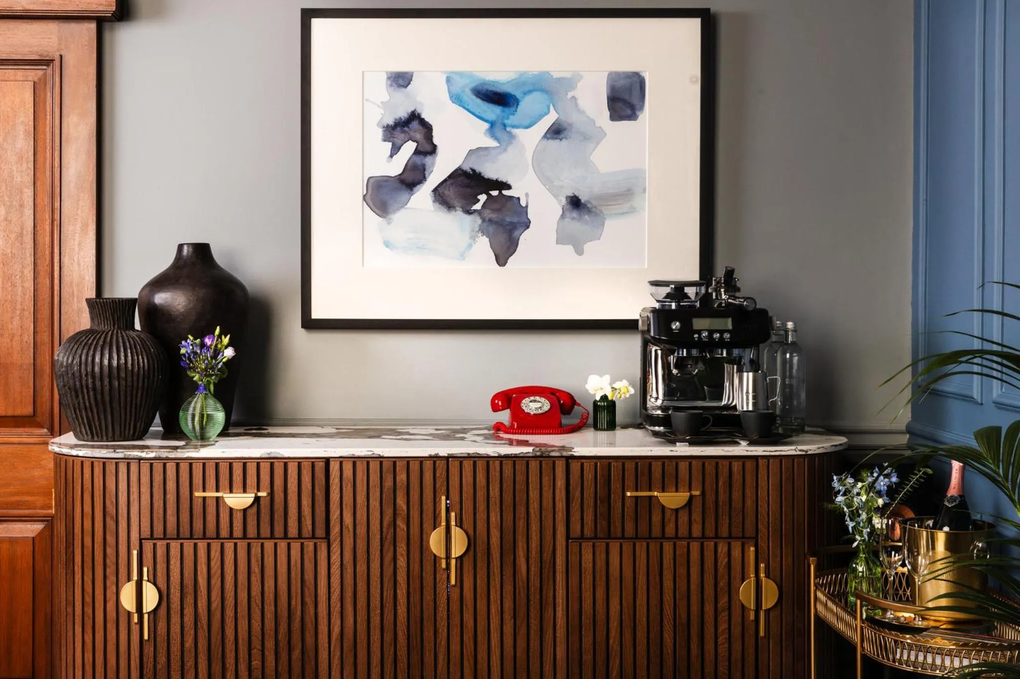 Photo of the whole room in Kimpton Clocktower by IHG