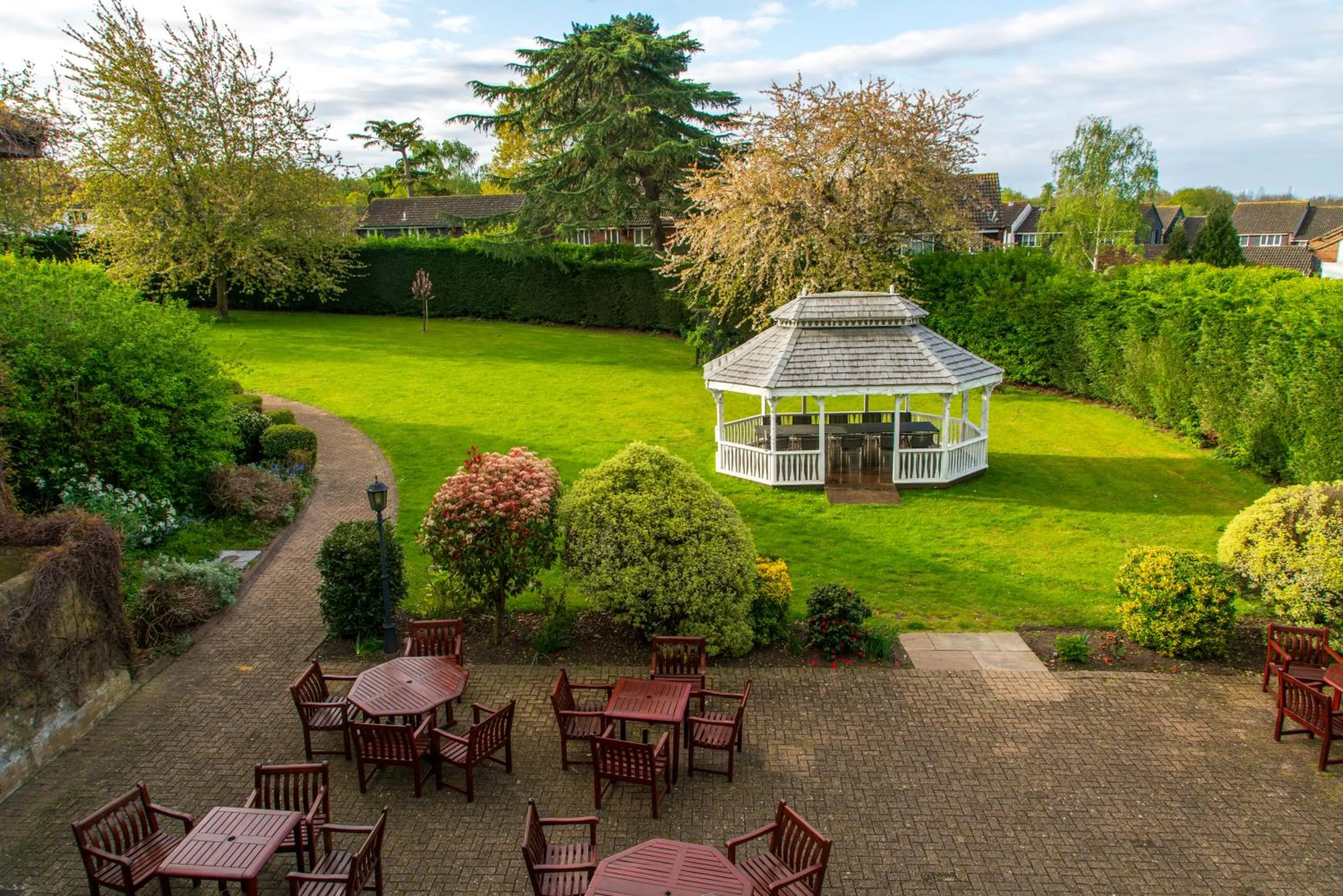 Property building in London Chigwell Prince Regent Hotel, BW Signature Collection