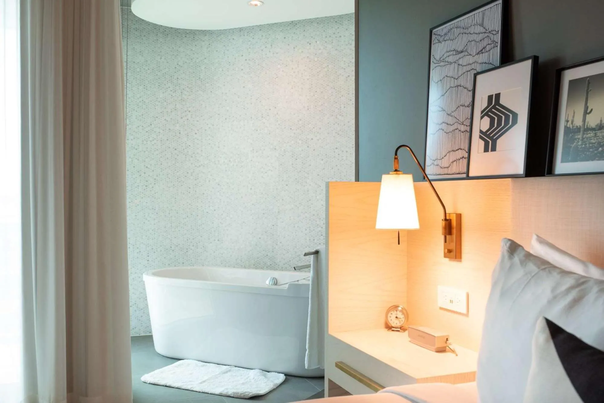 Bedroom in Mountain Shadows Resort Scottsdale