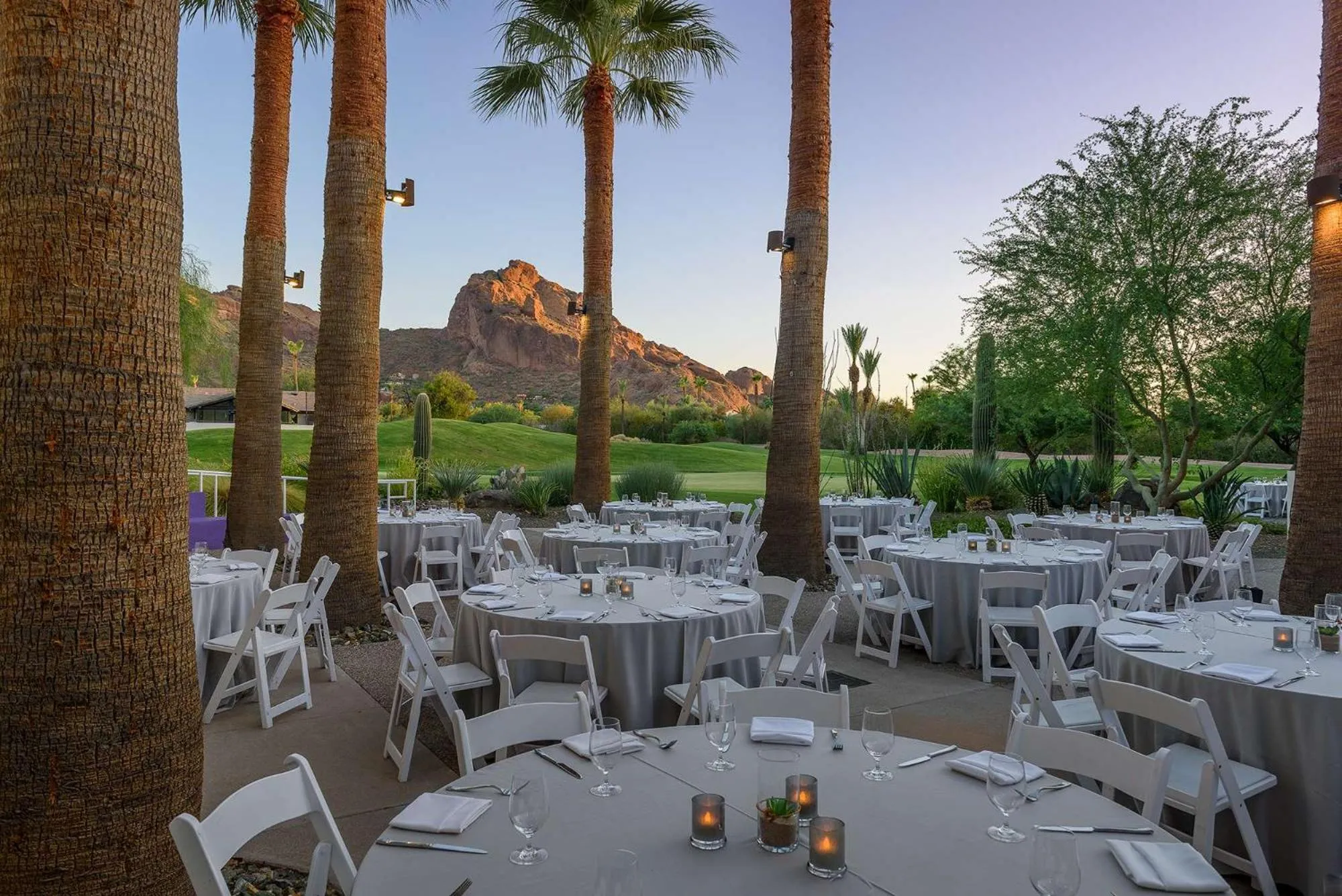 Property building in Mountain Shadows Resort Scottsdale