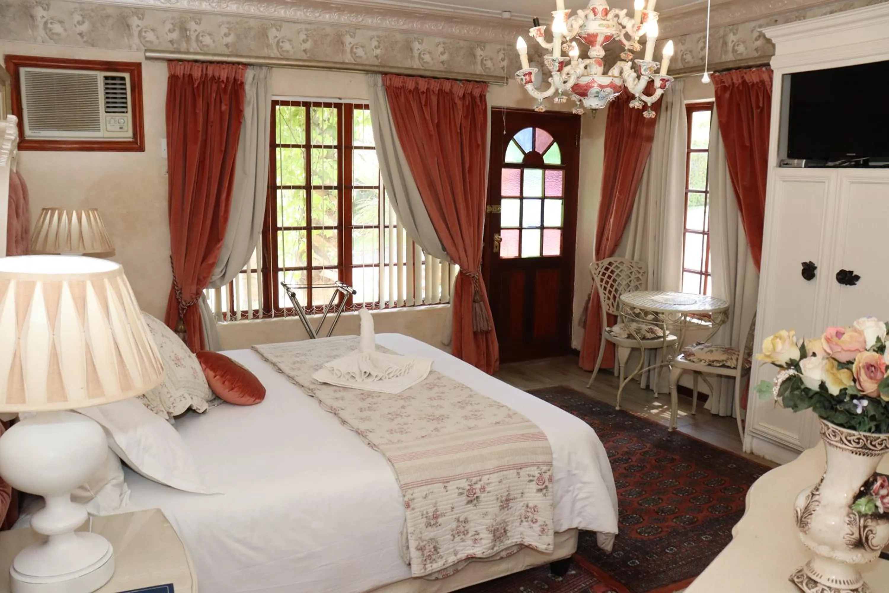 Bed in Victoria Manor