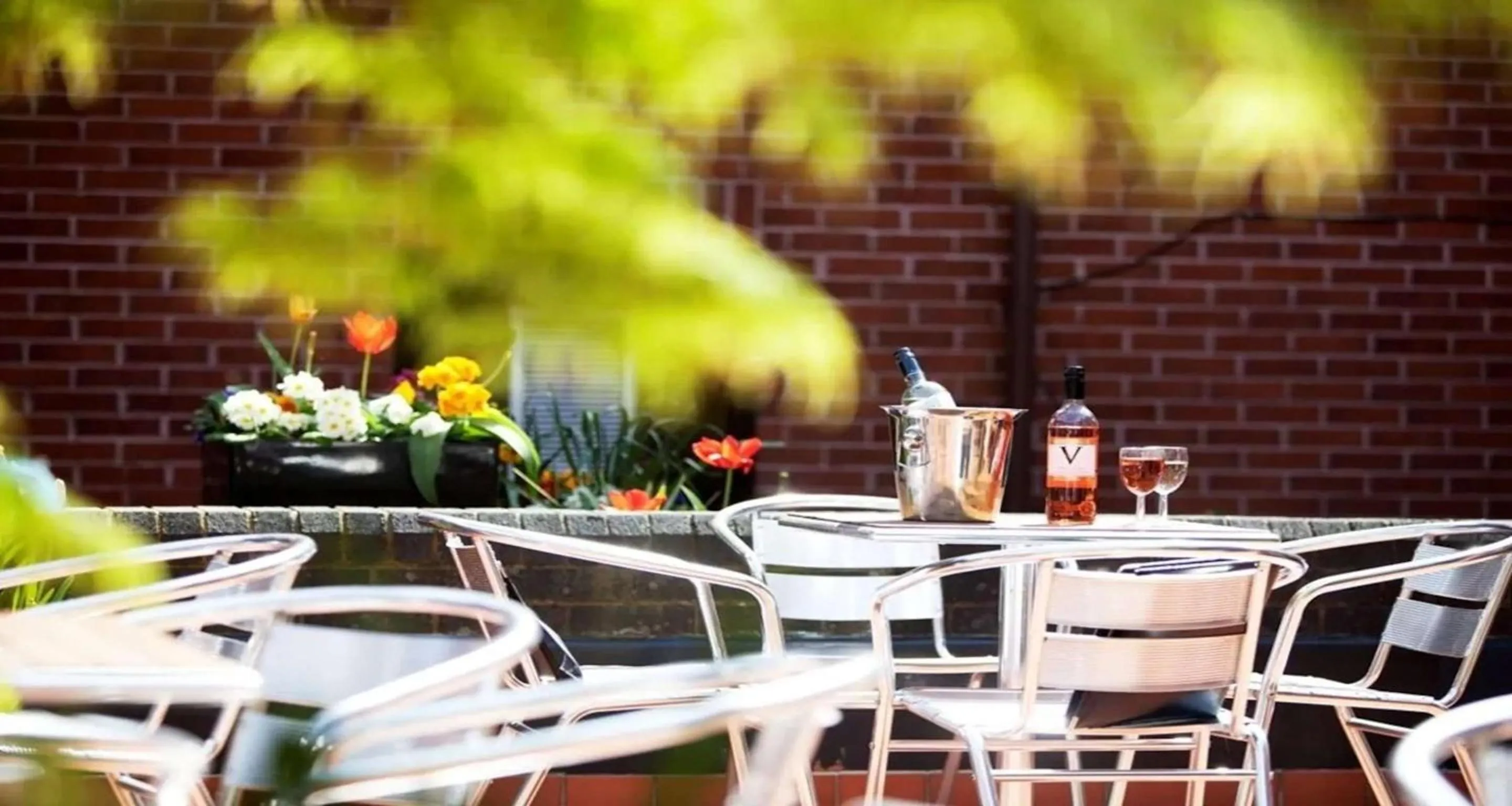 Property building in Best Western Frodsham Forest Hills Hotel