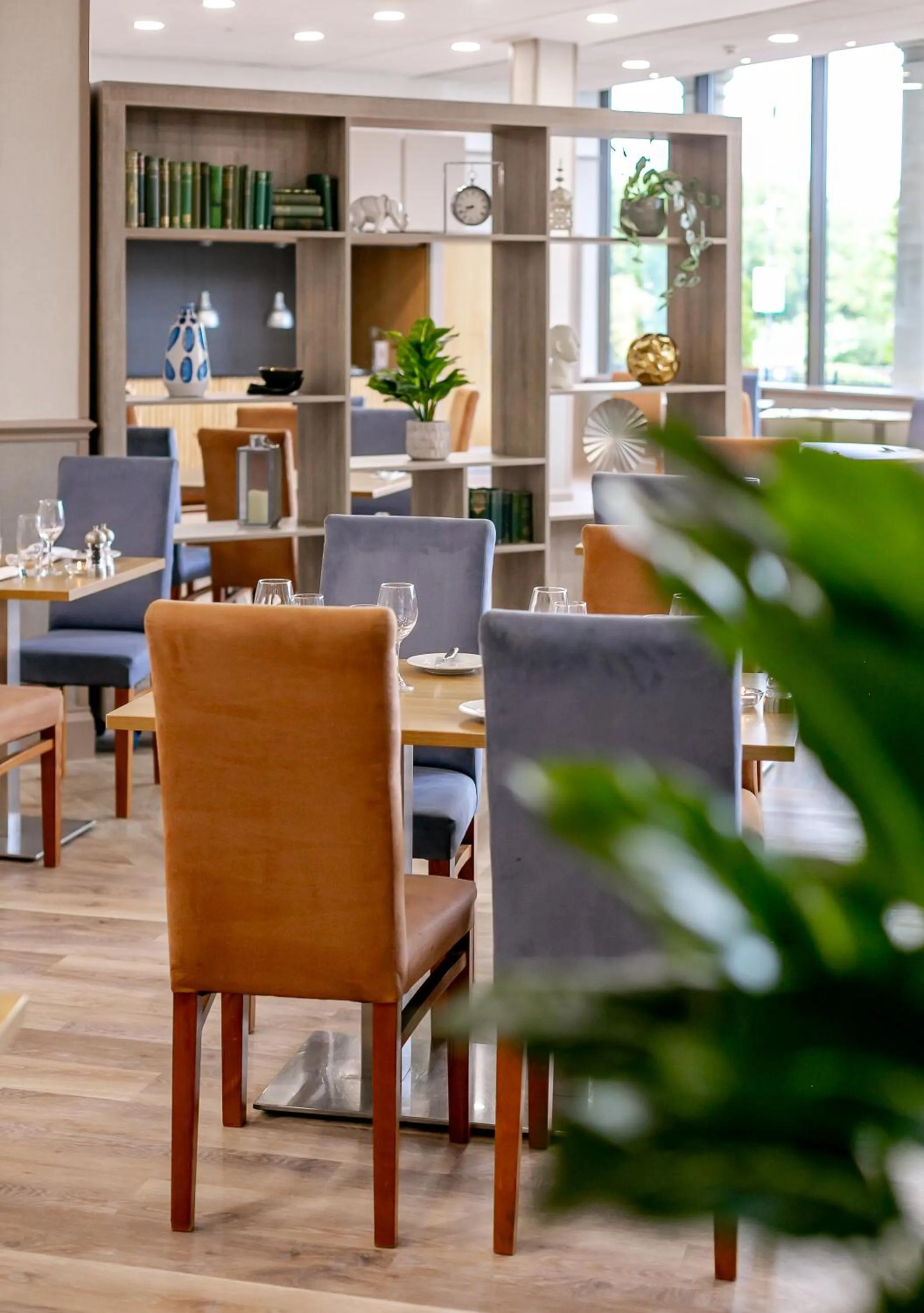 Restaurant/places to eat in Cedar Court Bradford Hotel