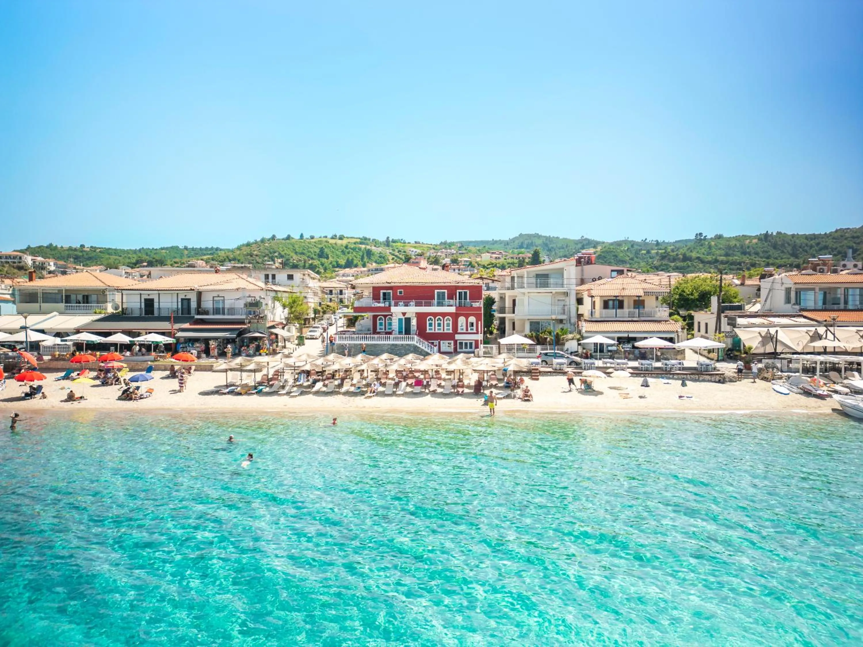 Property building in Summer Beach Hotel