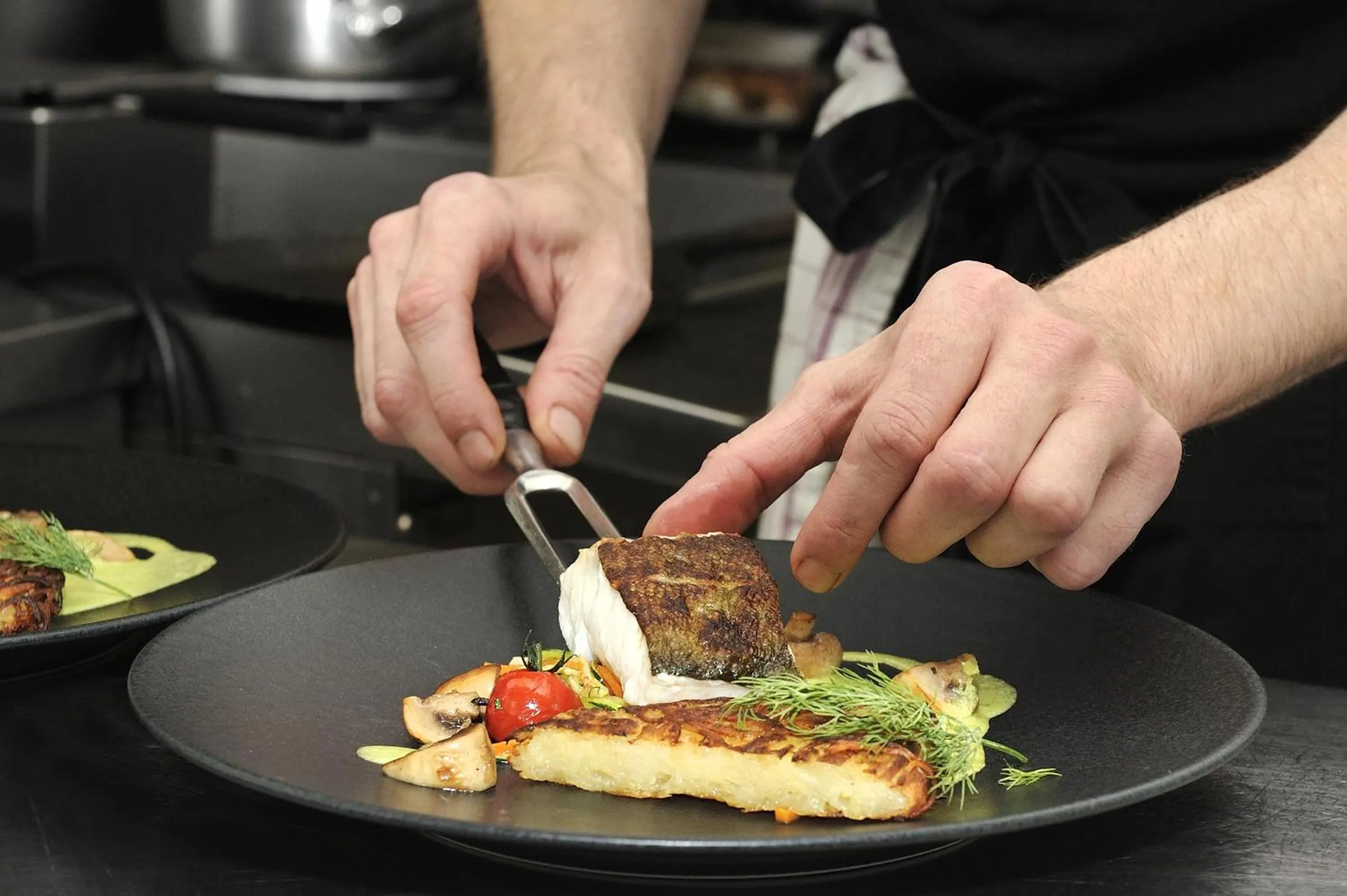 Restaurant/places to eat in Logis Hôtel Restaurant Du Labrador