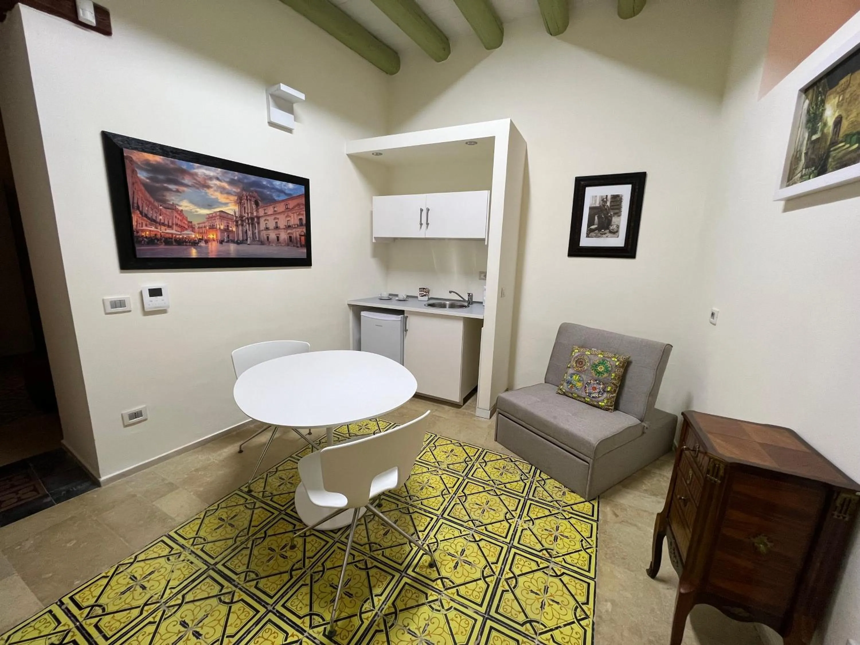 Dining area in Hotel Ortigia Royal Suite